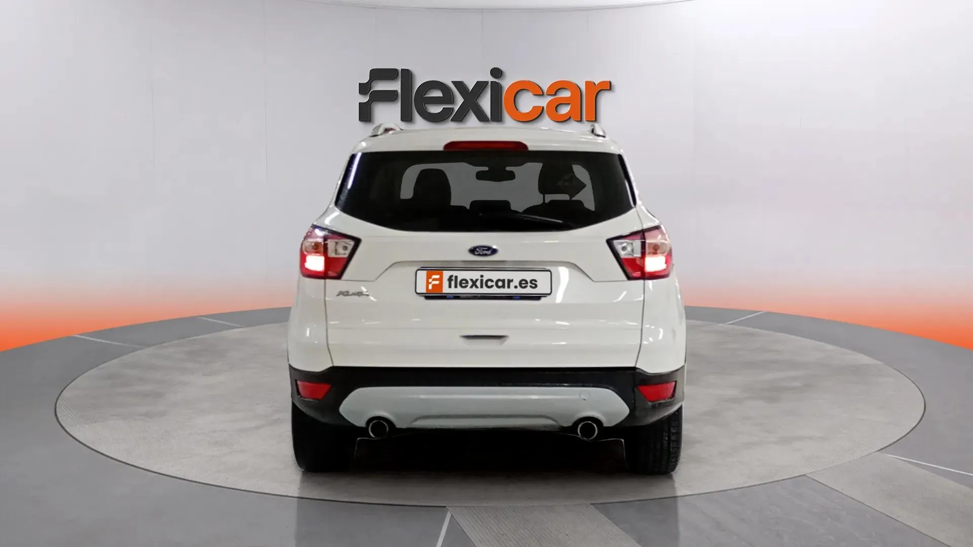 Ford Kuga 1.5 TDCi 120 4x2 A-S-S Titanium - foto 5