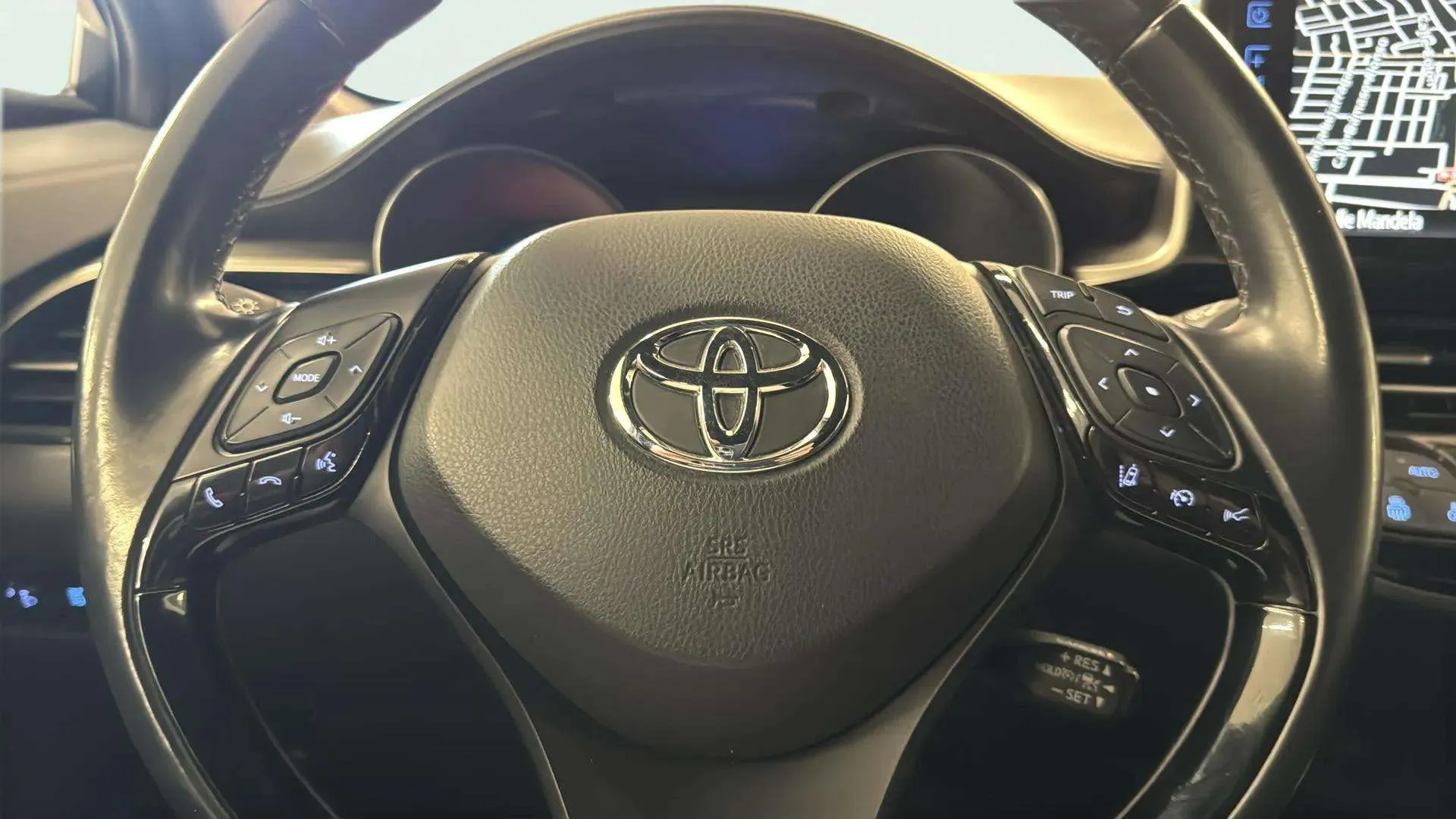 Toyota C-HR 1.8 125H Advance - foto 13
