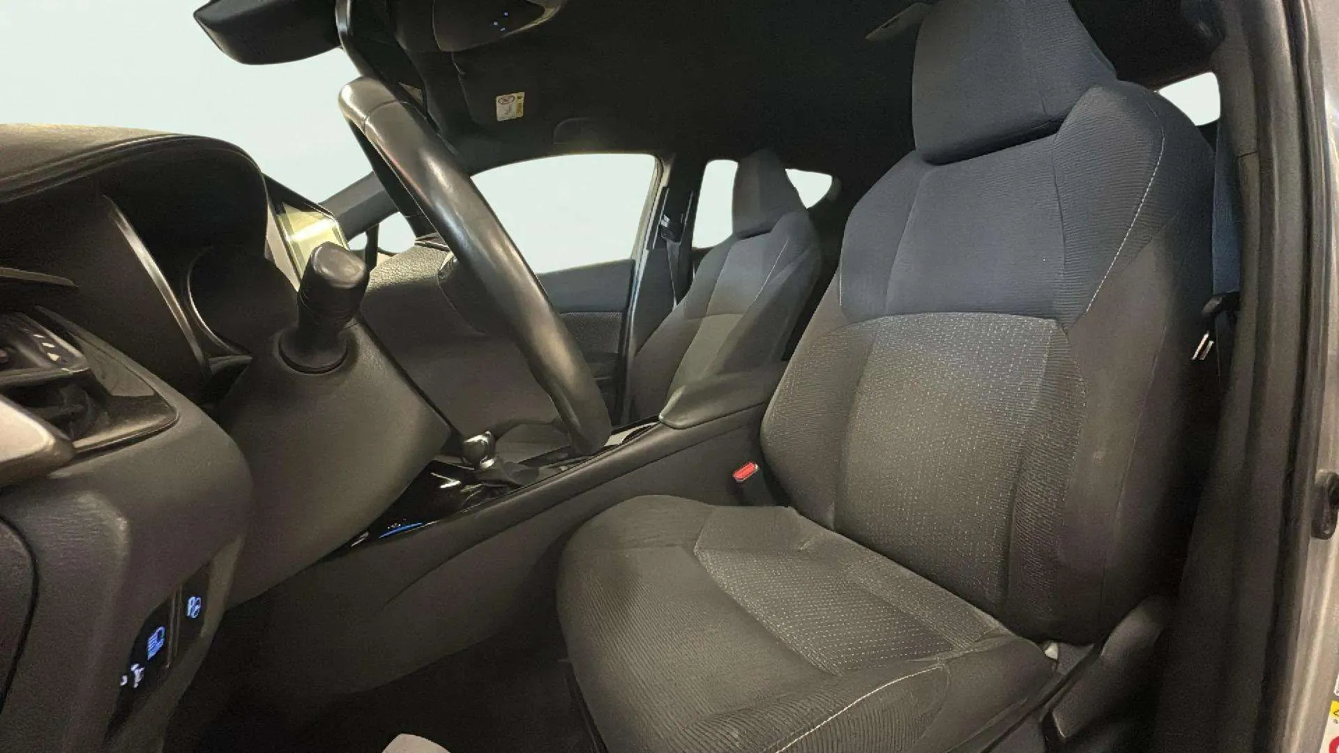 Toyota C-HR 1.8 125H Advance - foto 15