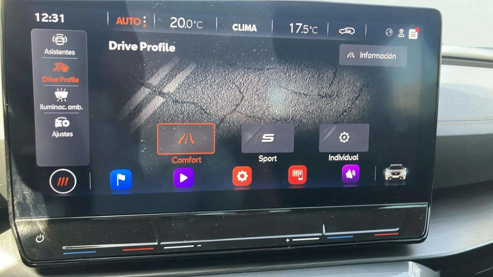 Cupra Formentor 1.5 TSI DSG - foto 24
