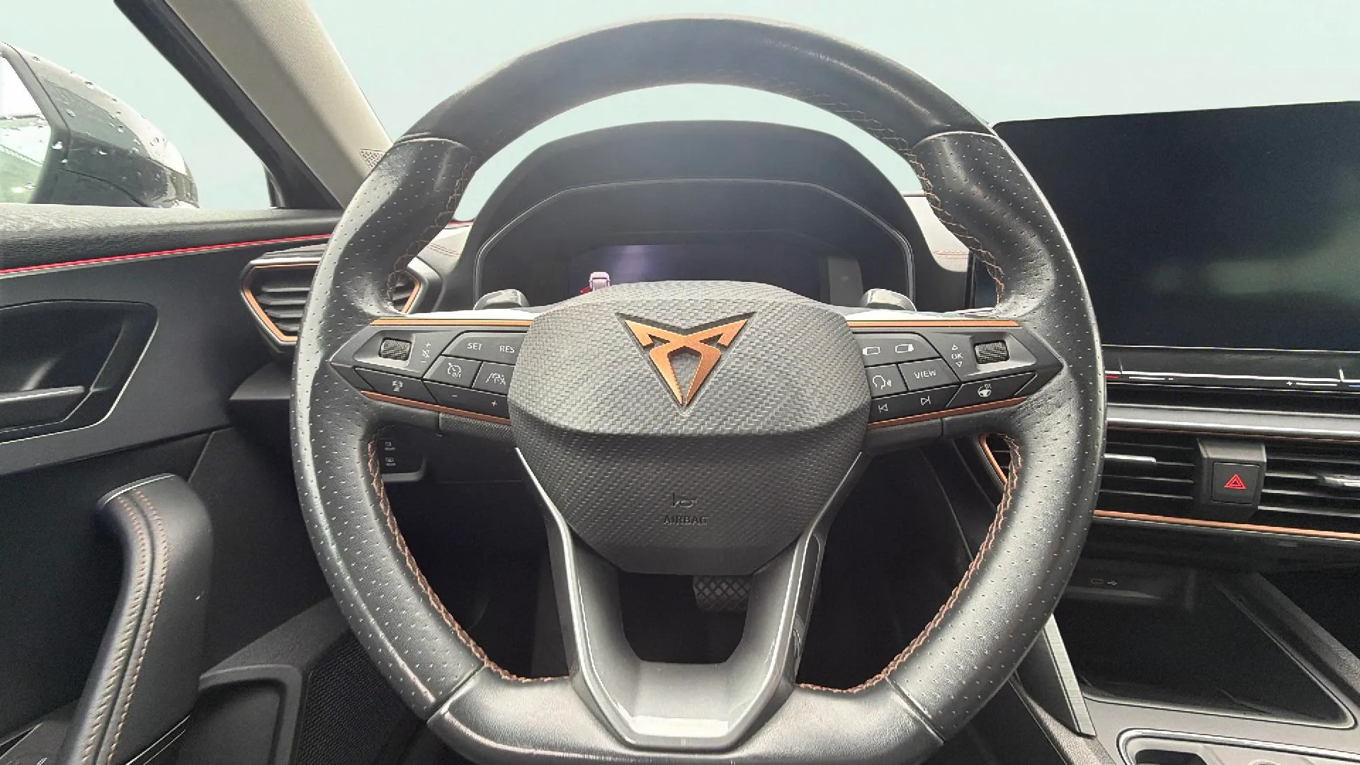 Cupra Formentor 1.5 TSI DSG - foto 14