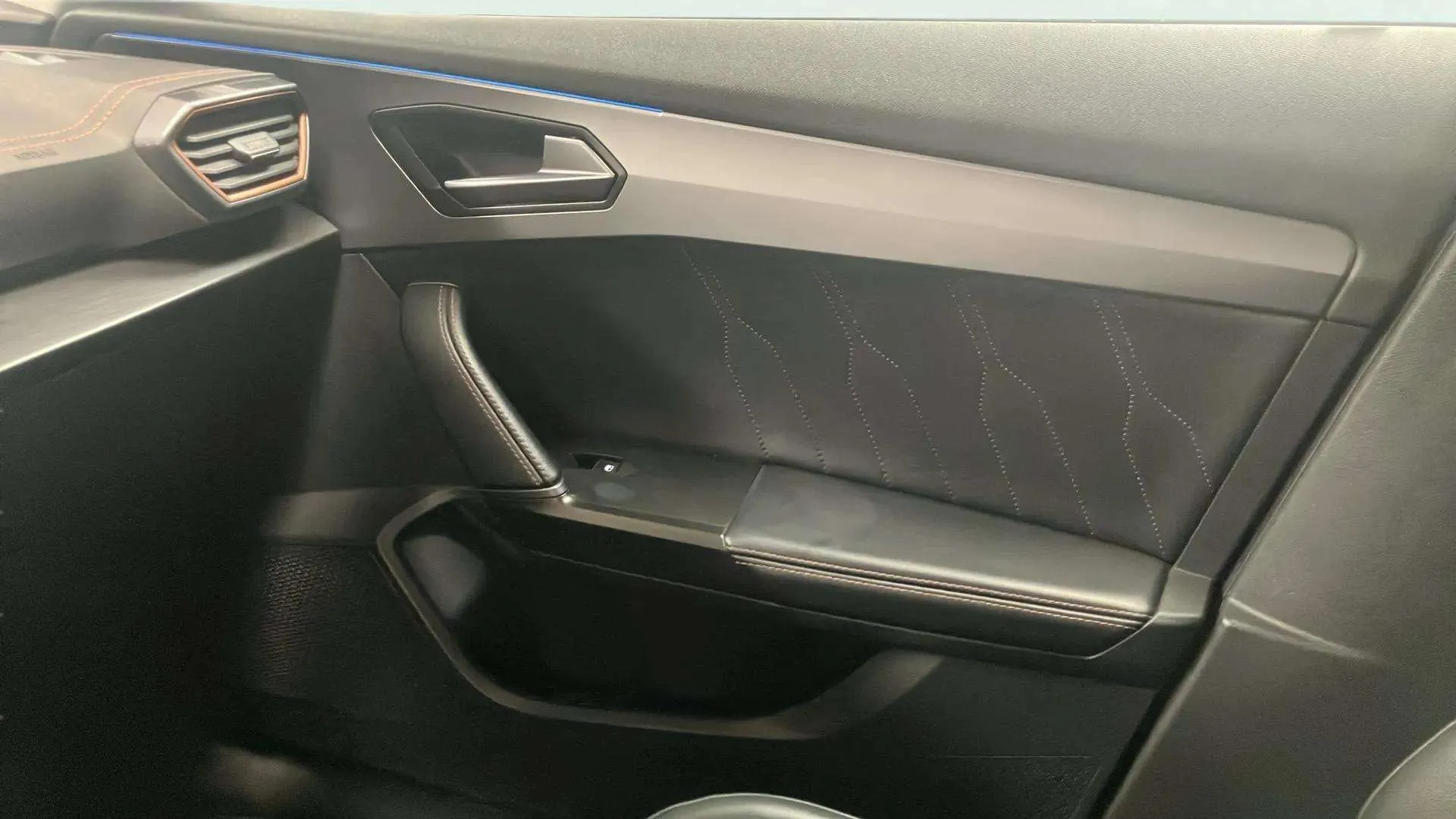 Cupra Formentor 1.5 TSI DSG - foto 12
