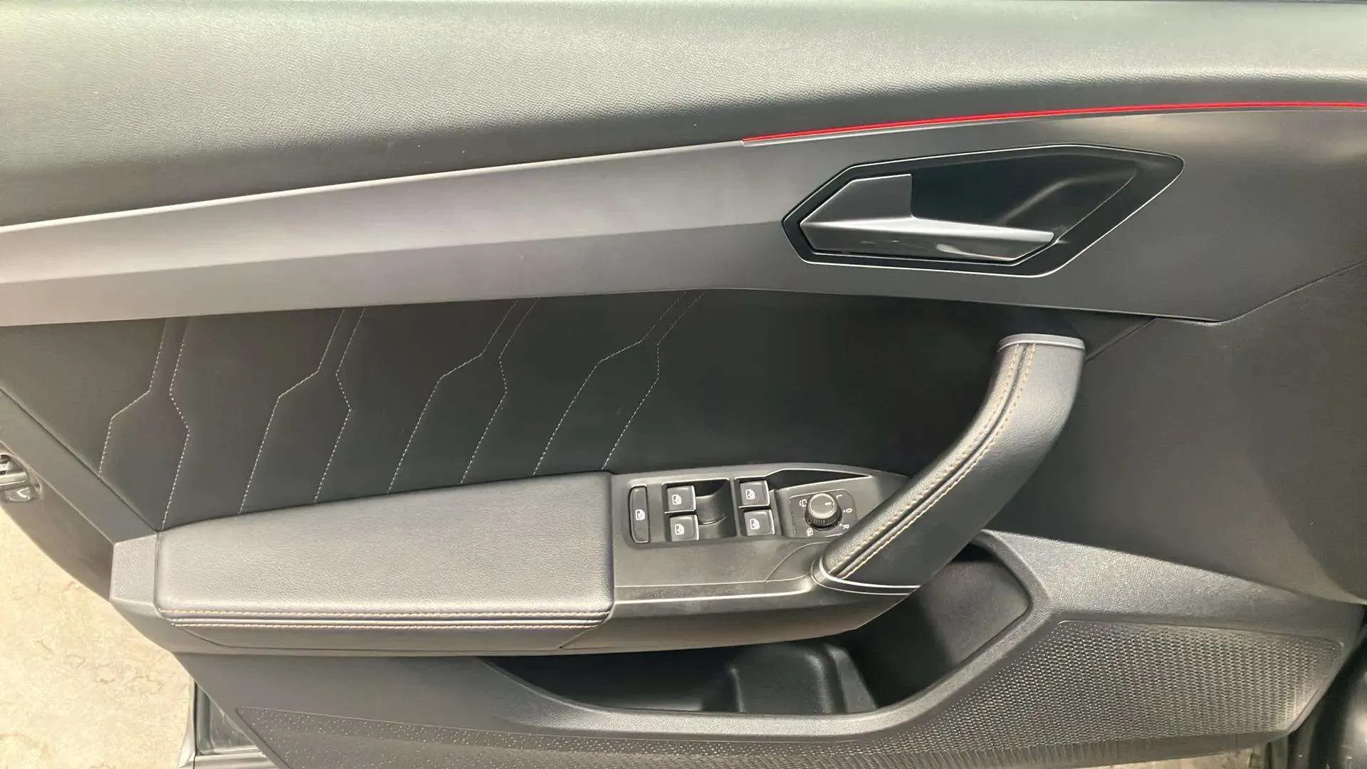 Cupra Formentor 1.5 TSI DSG - foto 11