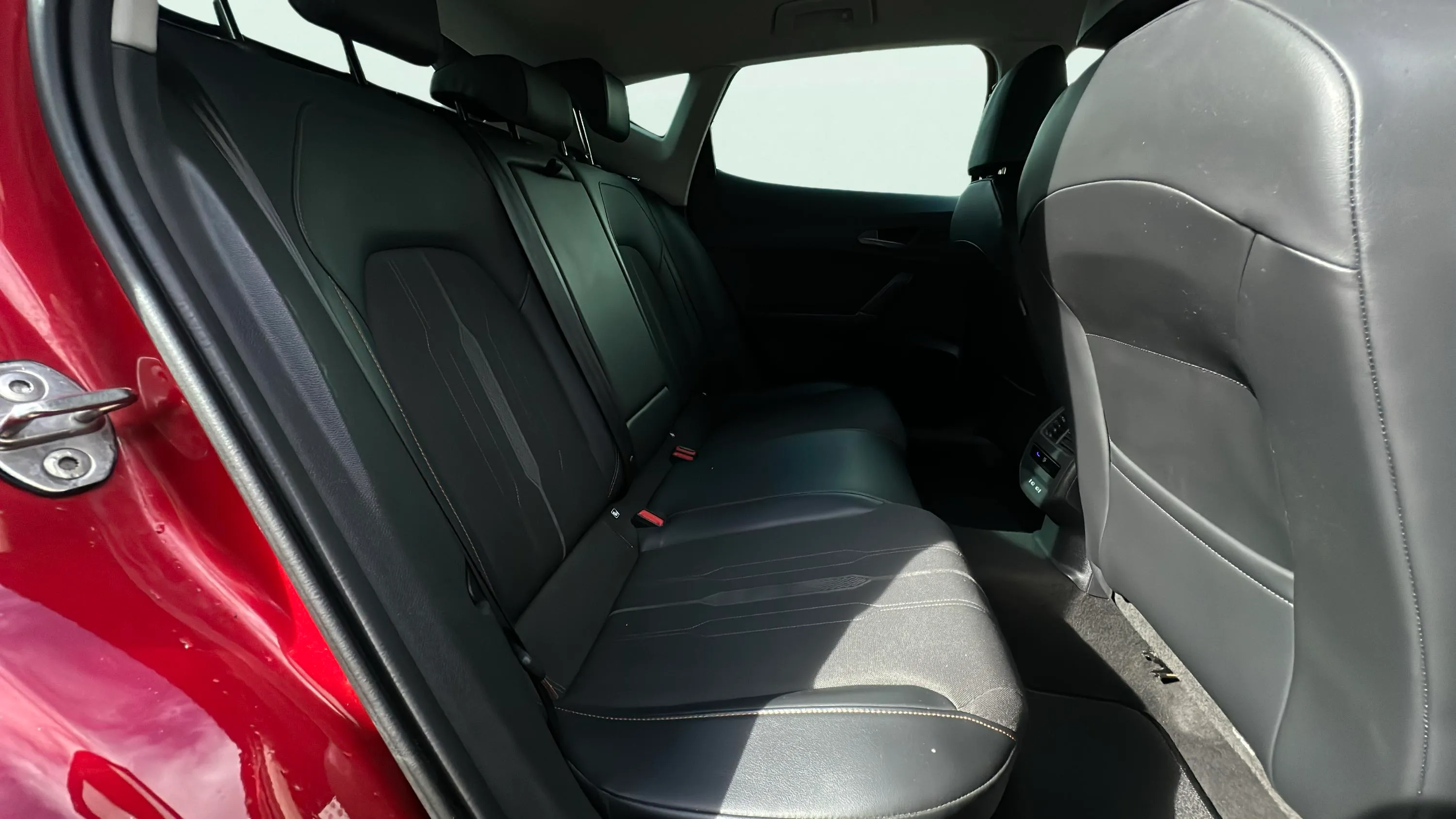Cupra Formentor 1.5 TSI DSG - foto 24