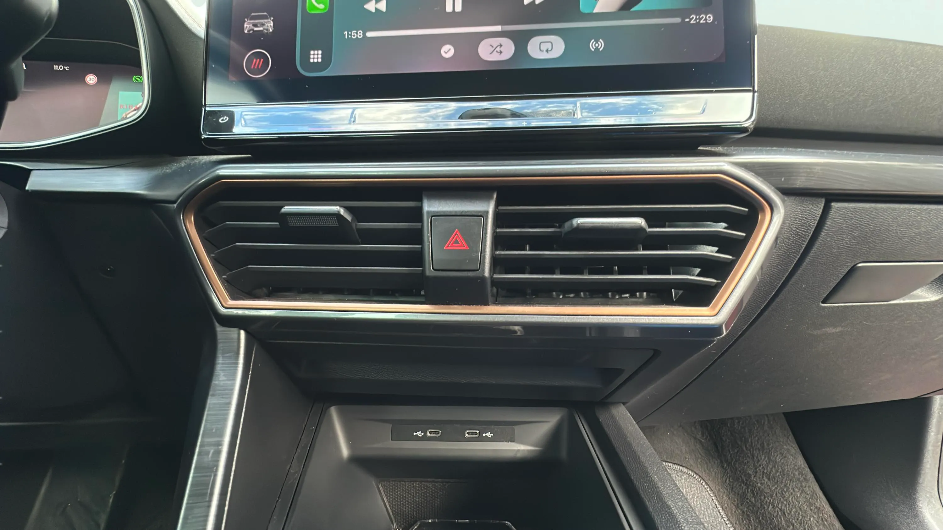Cupra Formentor 1.5 TSI DSG - foto 18