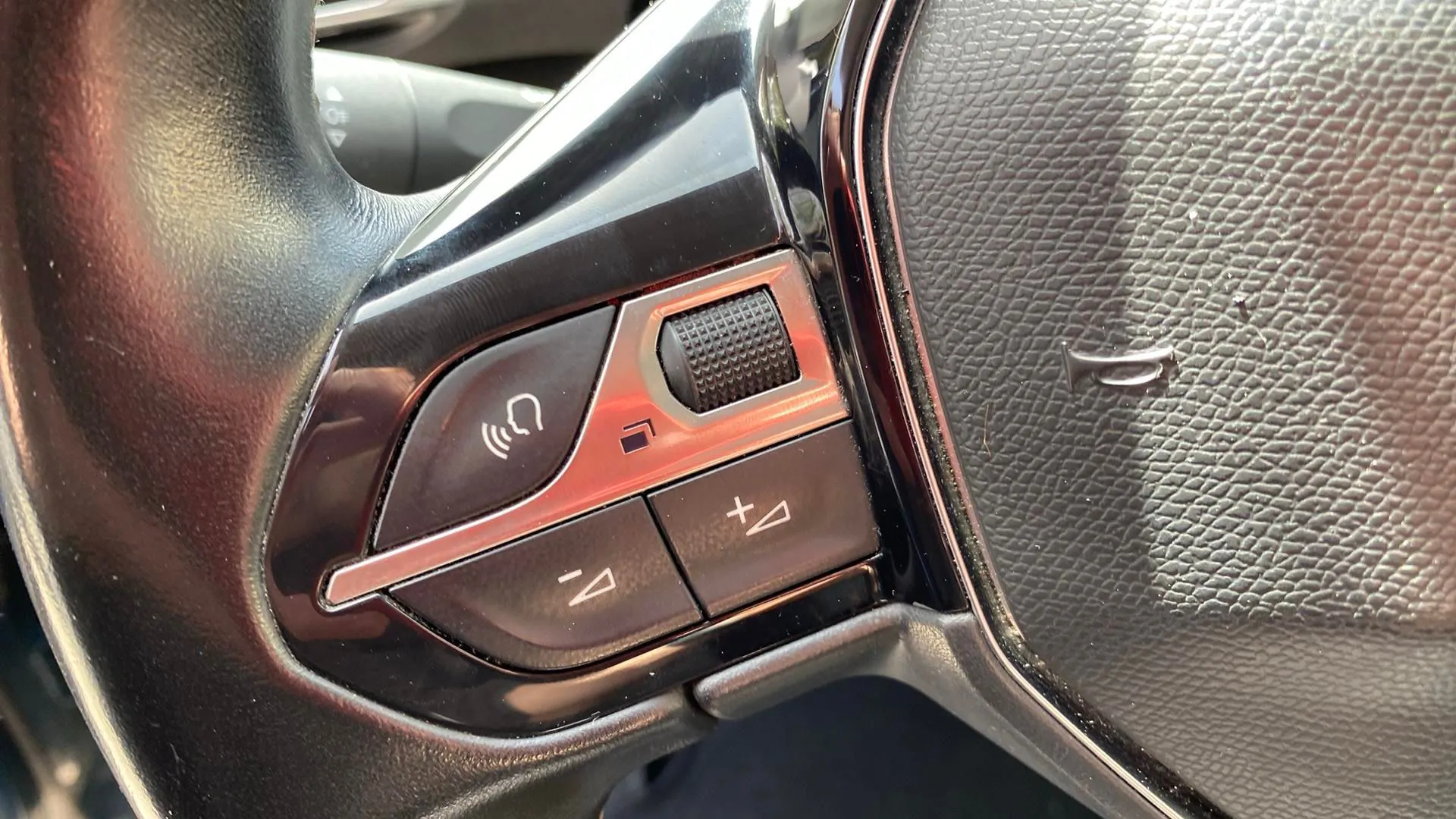 Peugeot 3008 1.2 PureTech Active - foto 12