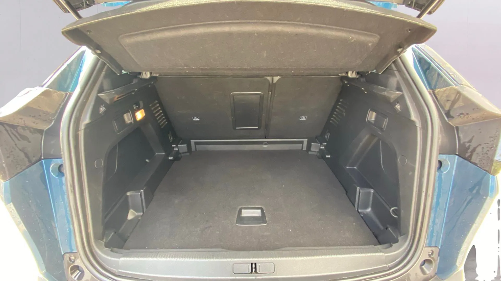 Peugeot 3008 1.2 PureTech Active - foto 24