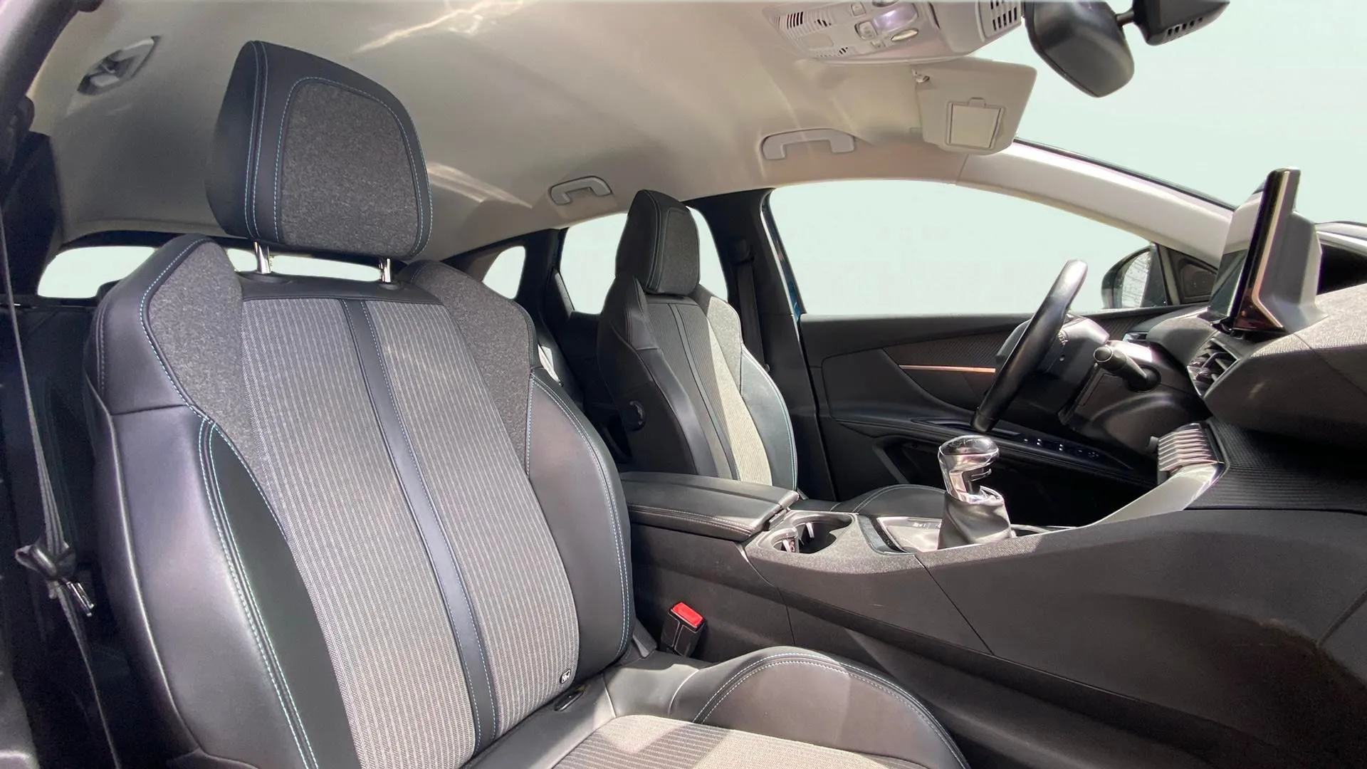 Peugeot 3008 1.2 PureTech Active - foto 19