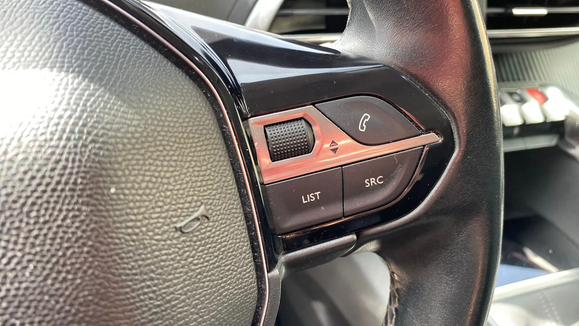 Peugeot 3008 1.2 PureTech Active - foto 13