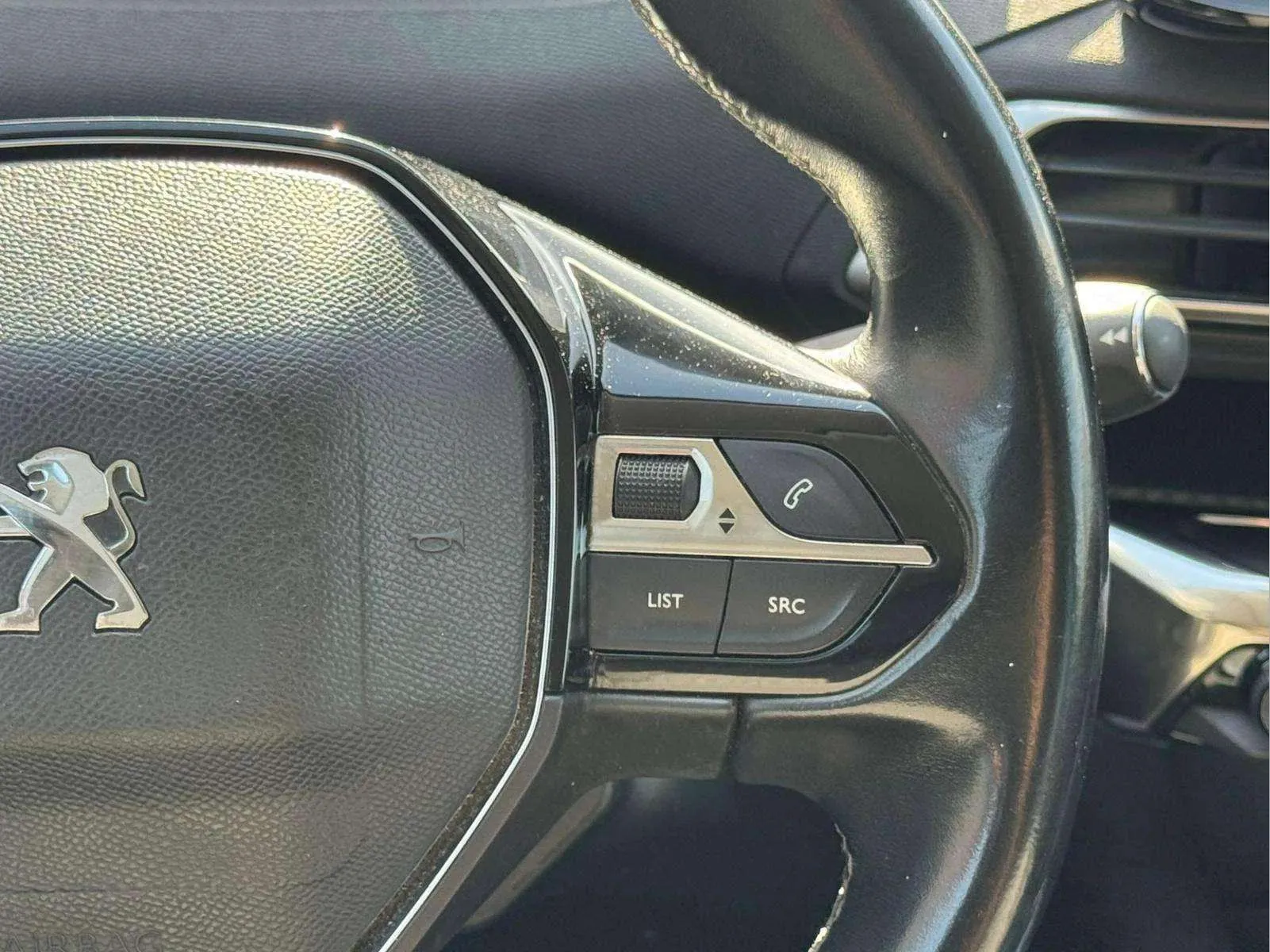 Peugeot 3008 1.2 PureTech Allure - foto 15