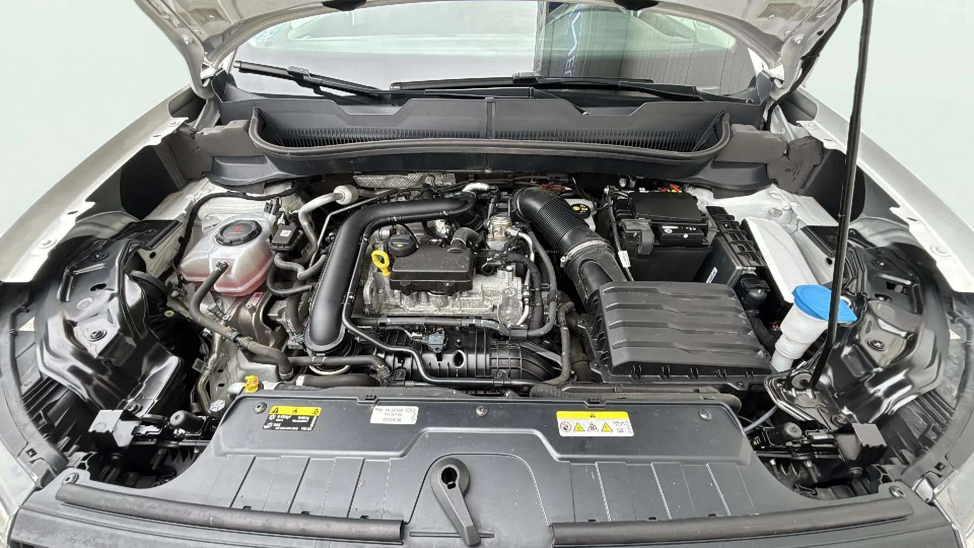 Volkswagen T-Cross Advance 1.0 TSI - foto 19
