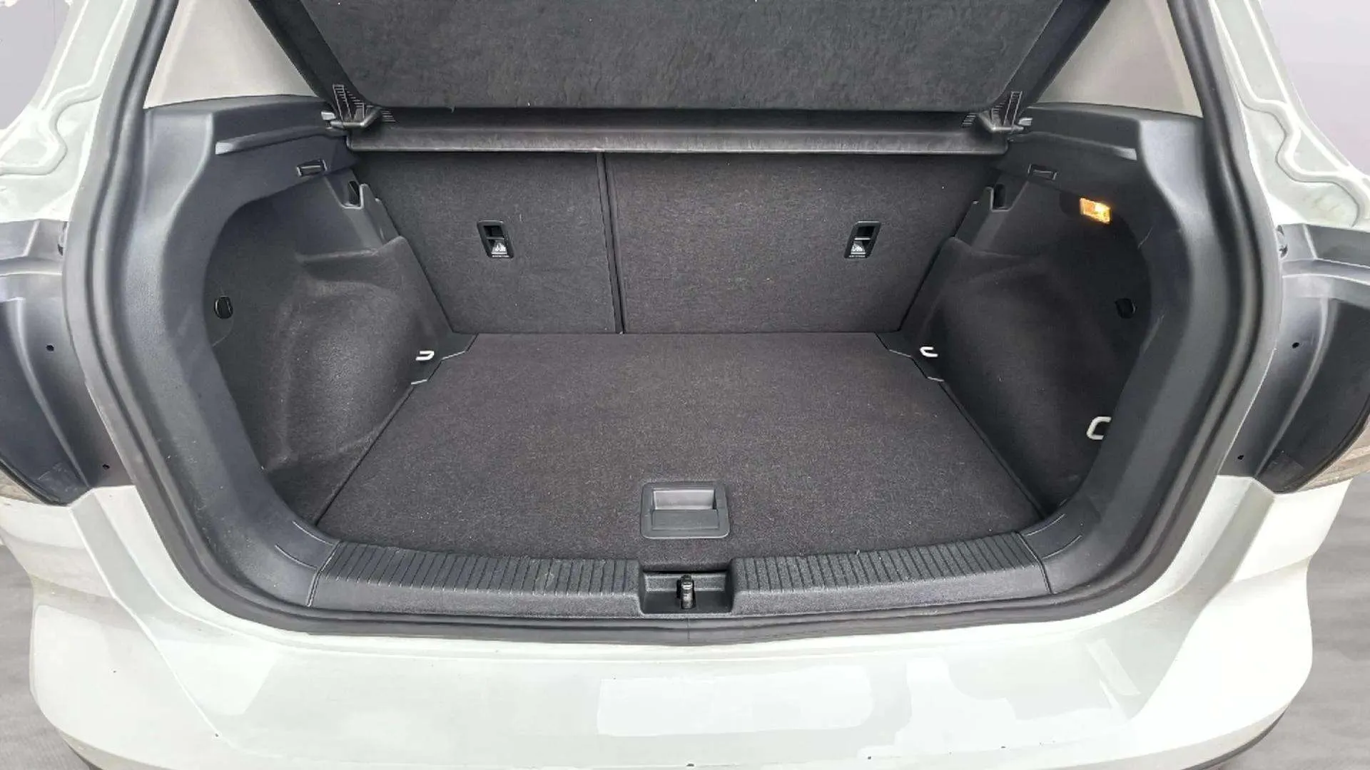 Volkswagen T-Cross Advance 1.0 TSI - foto 9