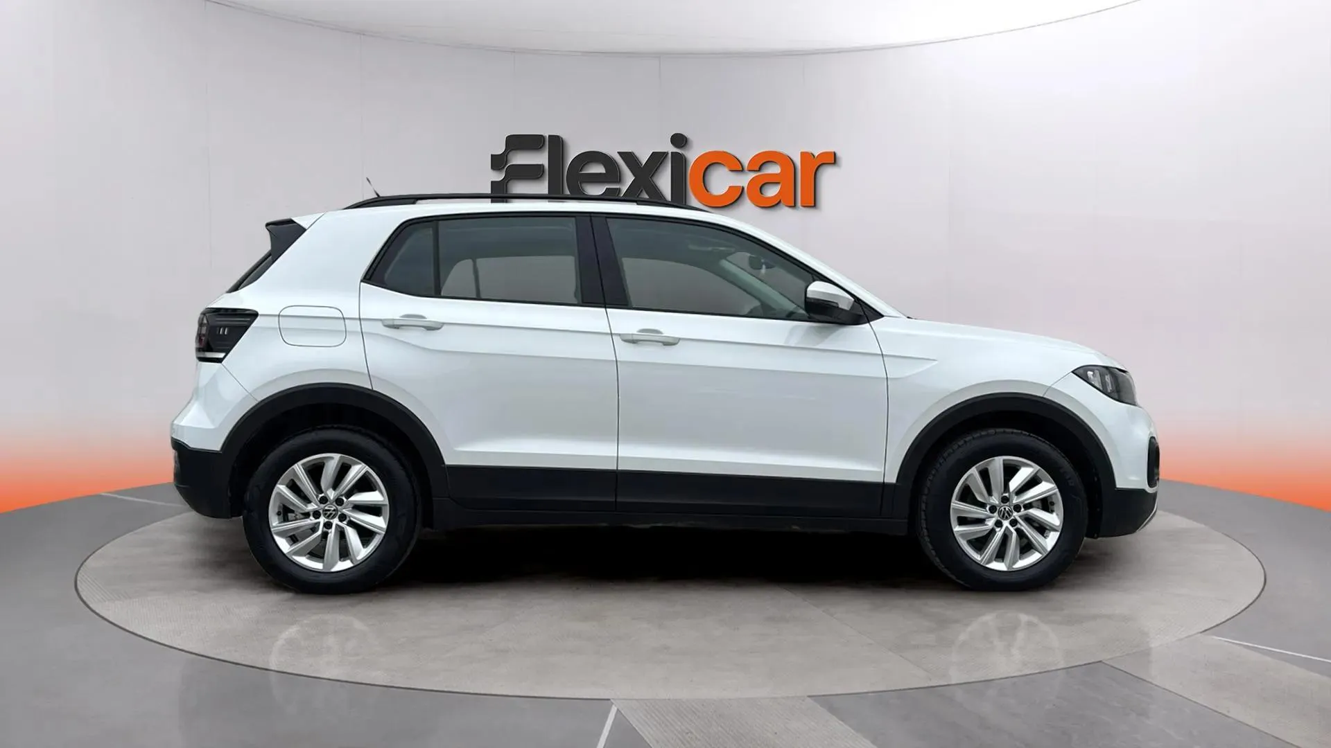 Volkswagen T-Cross Advance 1.0 TSI - foto 8