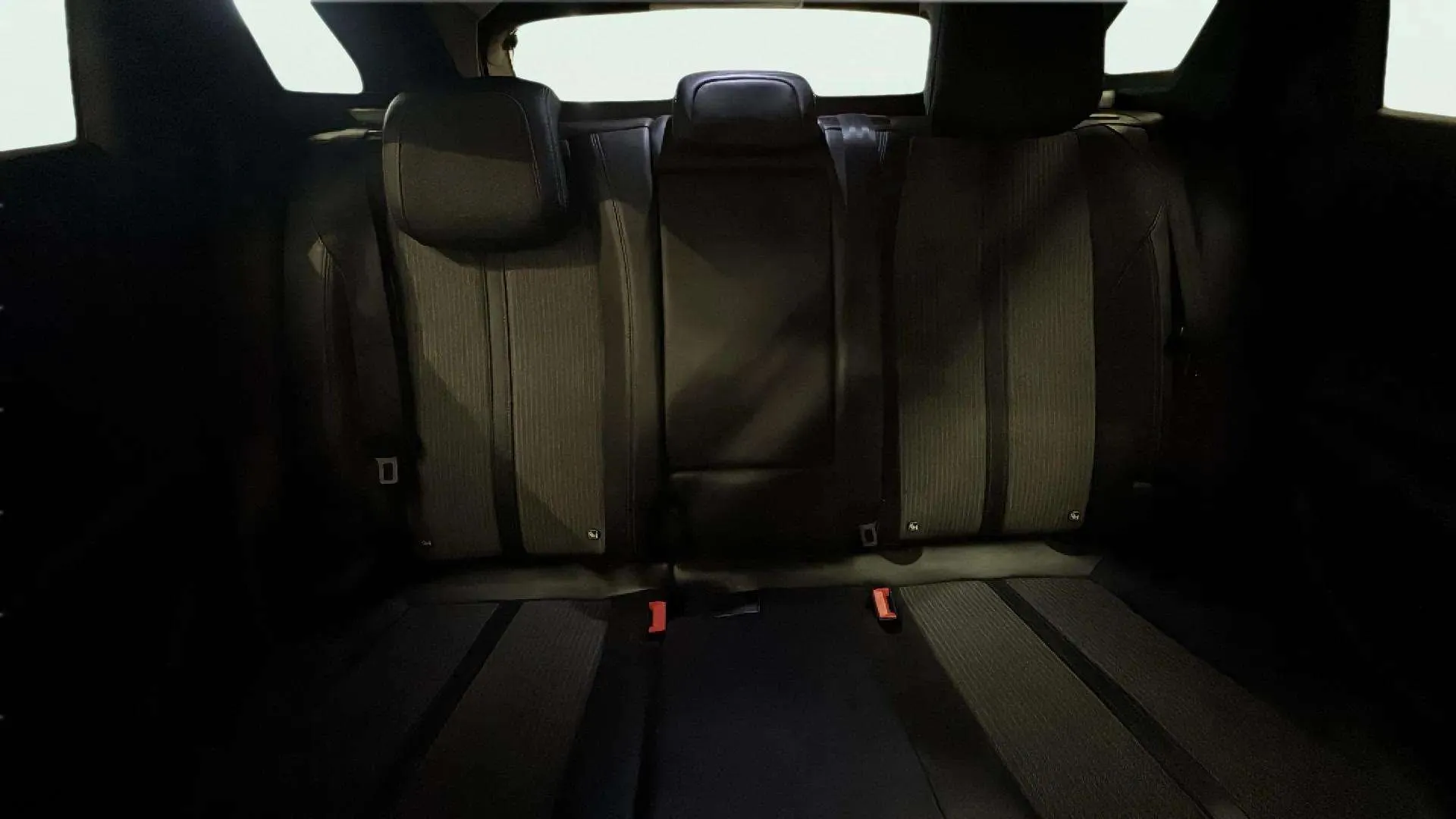 Peugeot 3008 1.2 PureTech Allure - foto 19