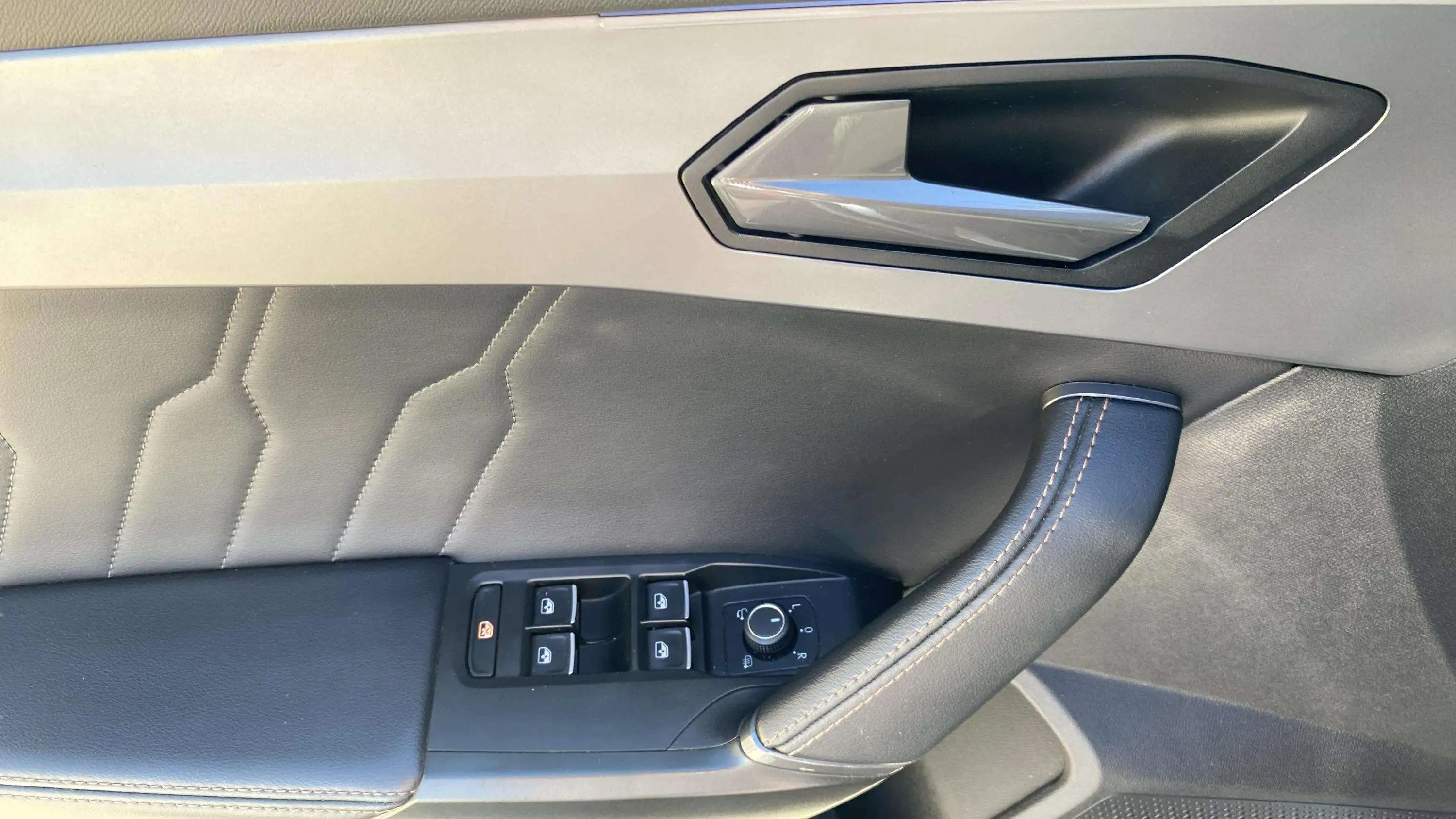 Cupra Formentor 1.5 TSI DSG - foto 18