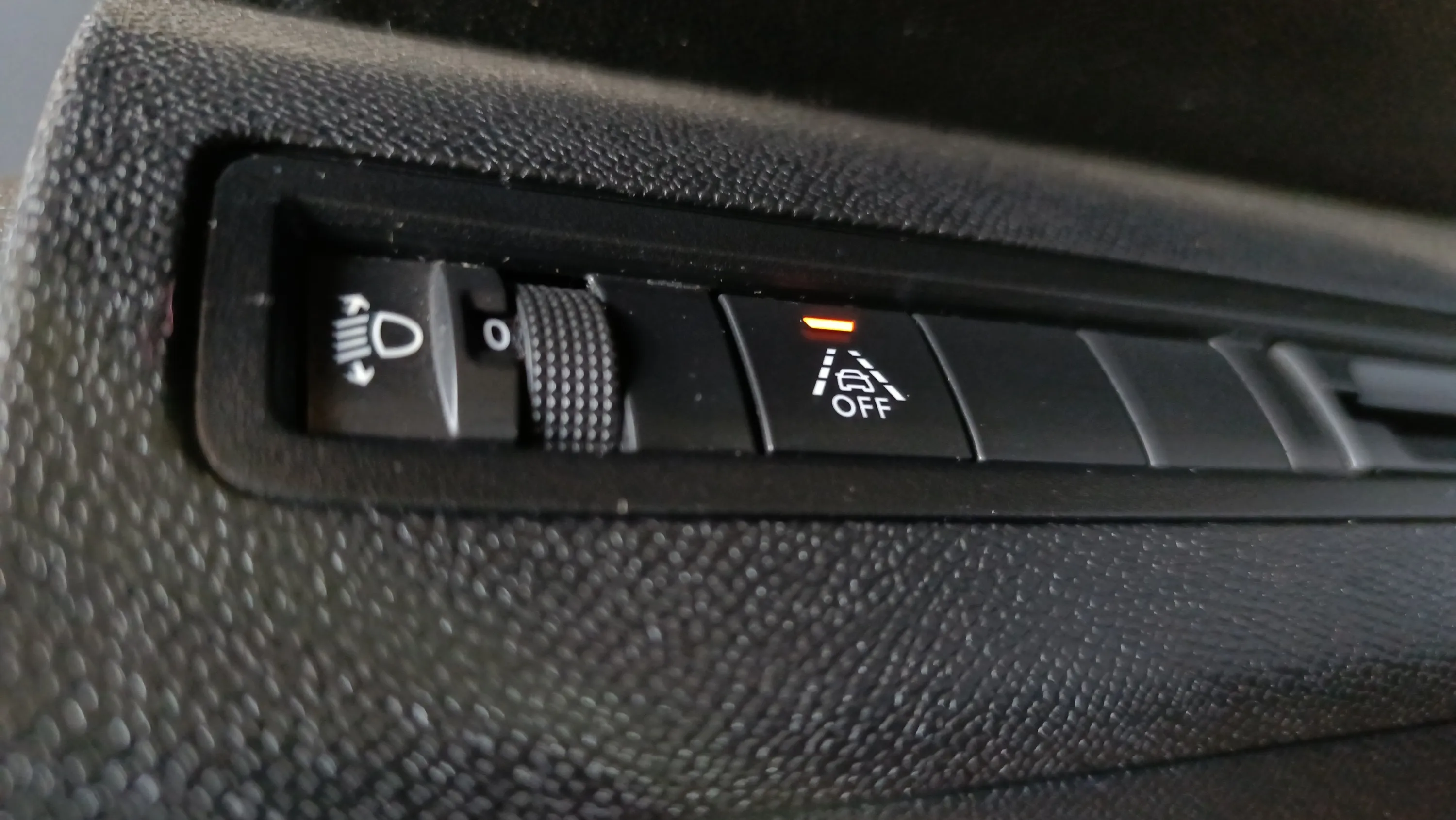 Peugeot 3008 1.2 PureTech Allure - foto 27