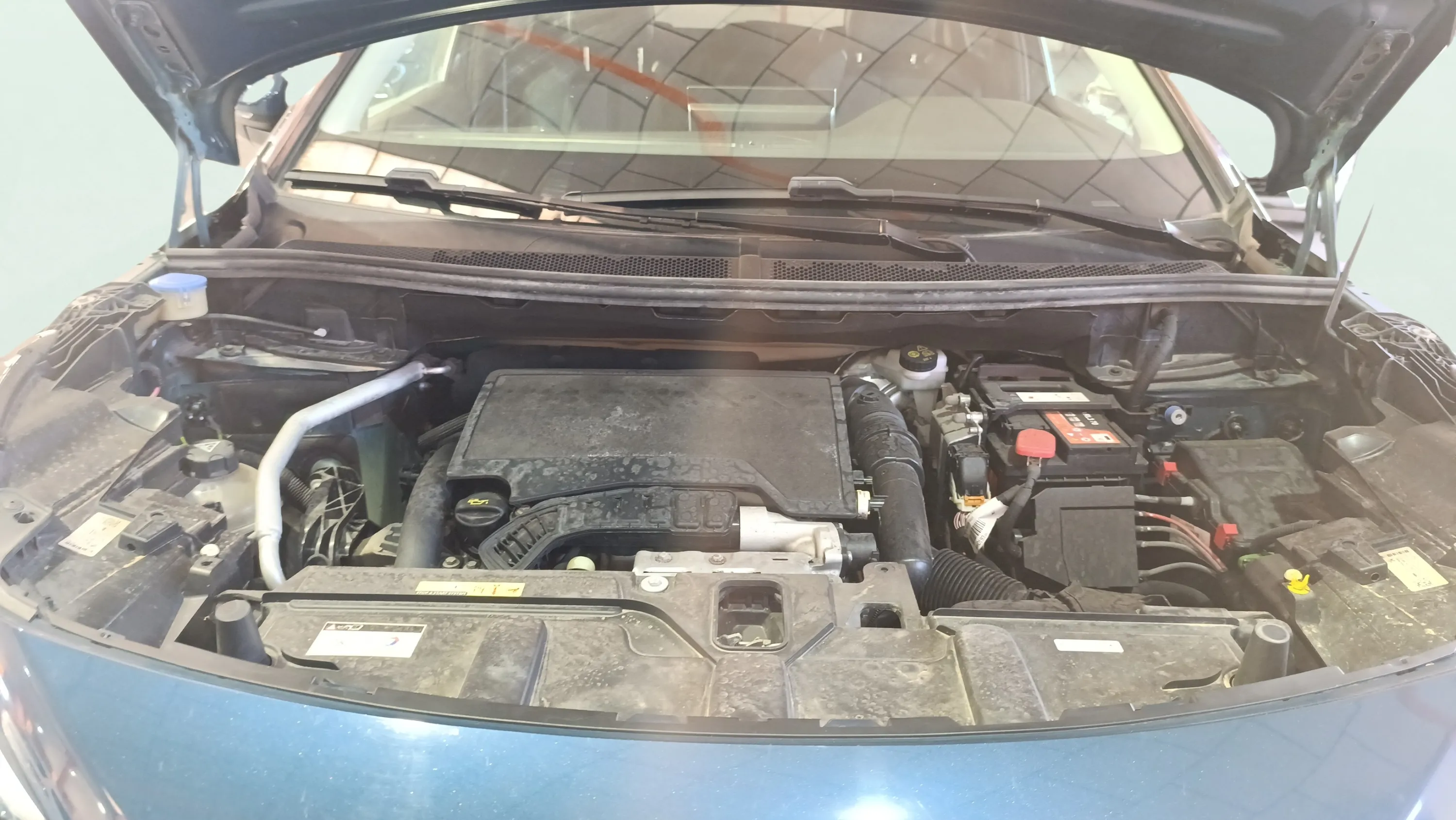 Peugeot 3008 1.2 PureTech Allure - foto 36