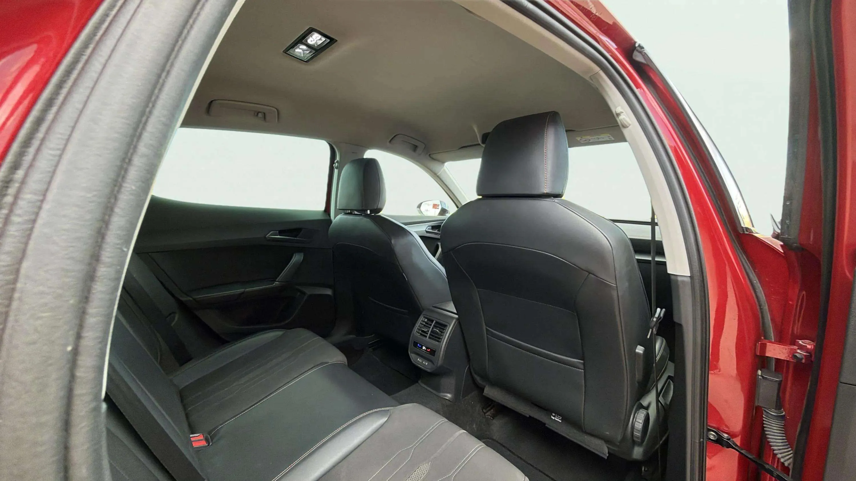 Cupra Formentor 1.5 TSI DSG - foto 14