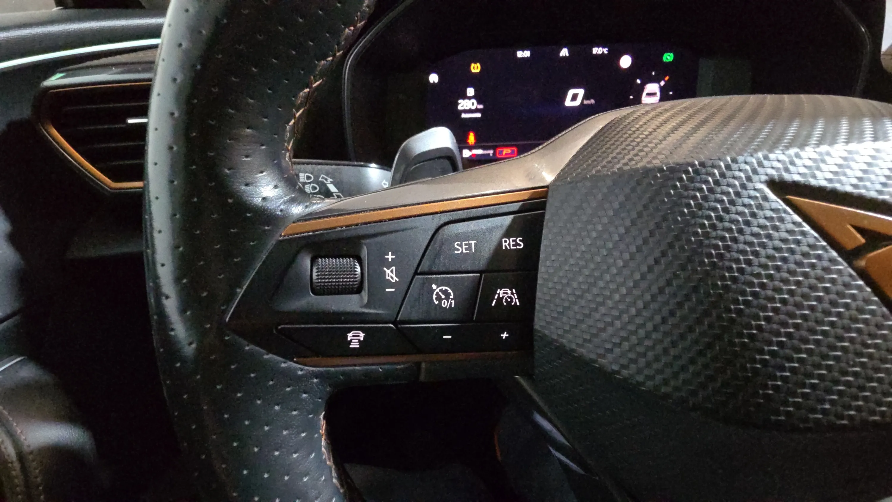 Cupra Formentor 1.5 TSI DSG - foto 16