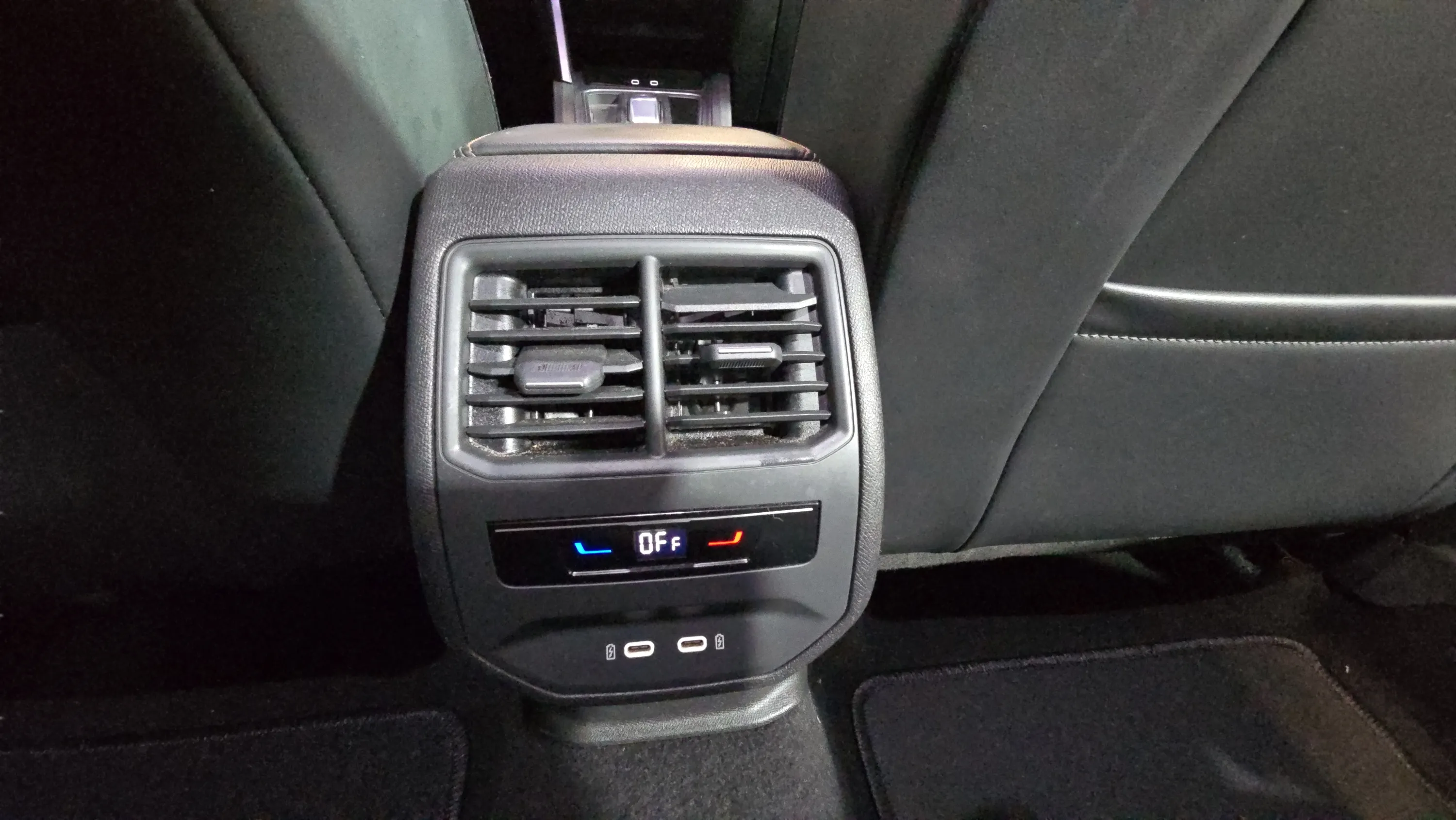Cupra Formentor 1.5 TSI DSG - foto 19