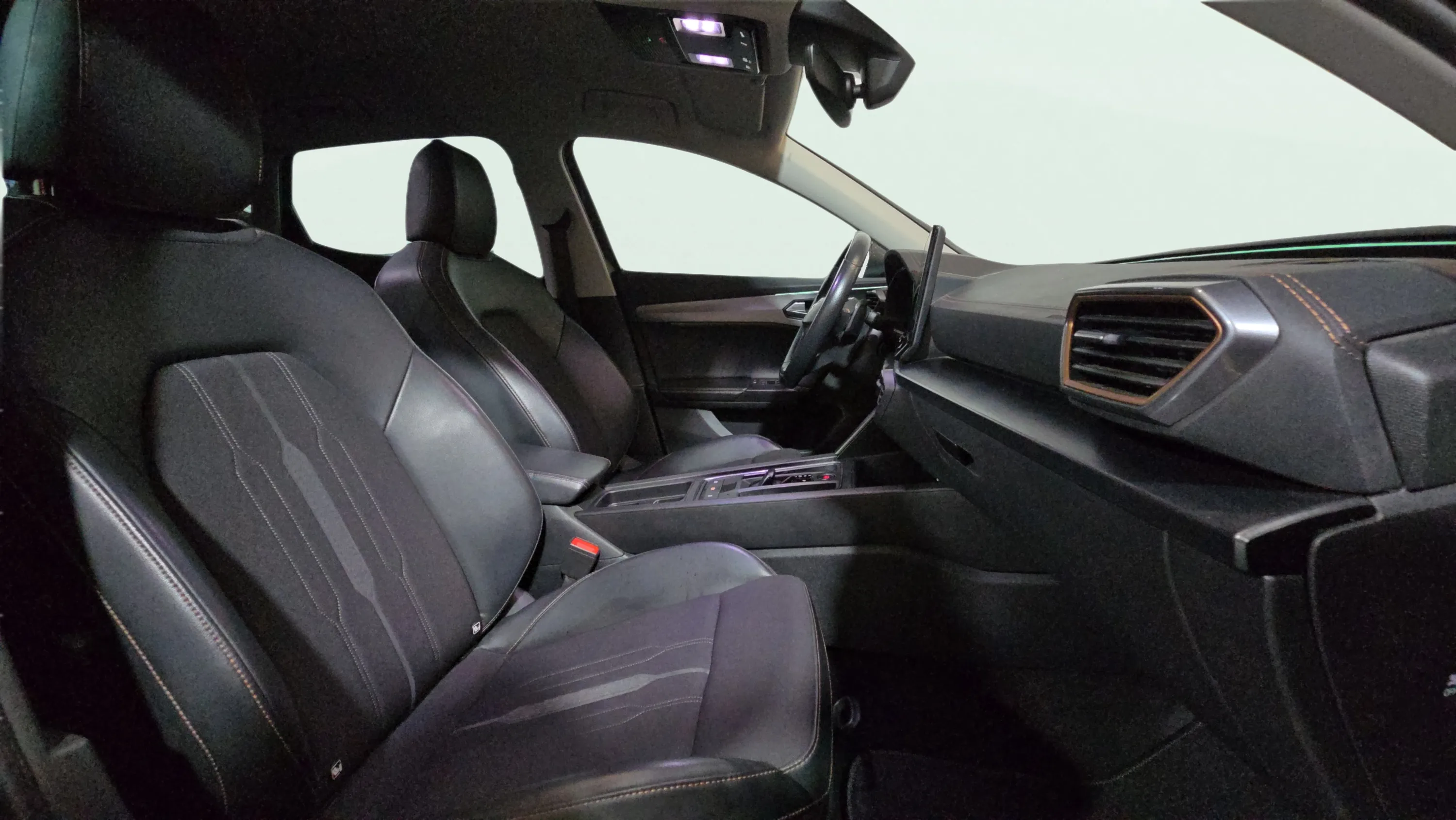 Cupra Formentor 1.5 TSI DSG - foto 15
