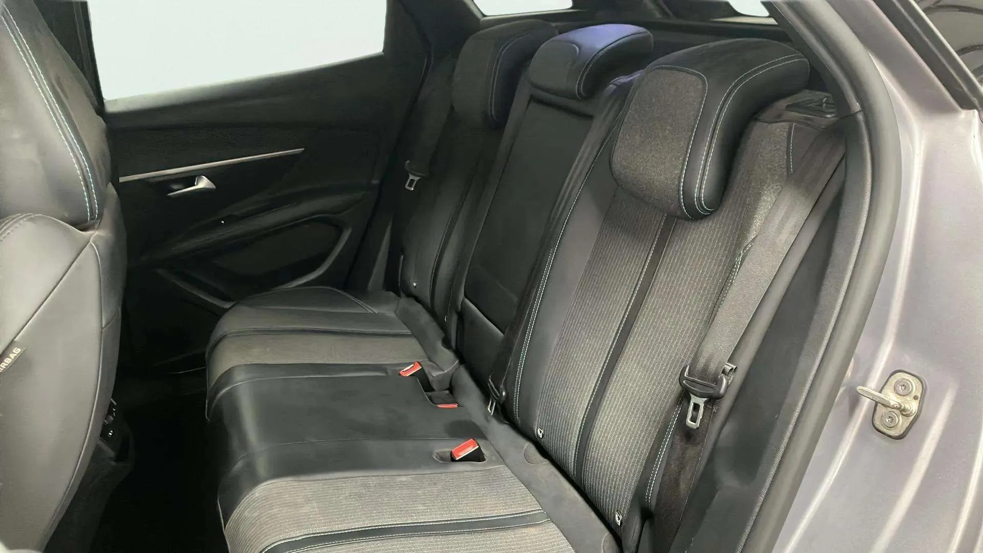 Peugeot 3008 1.2 PureTech Active Pack EAT8 - foto 10