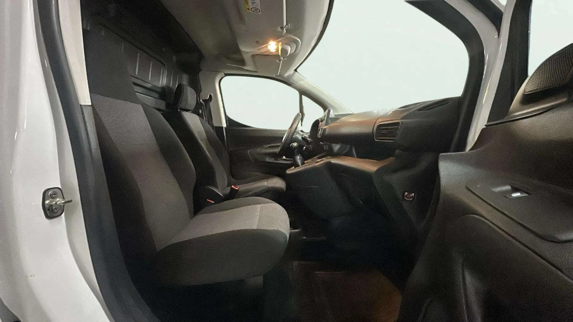 Toyota Proace City 1.5D VX L1 - foto 11