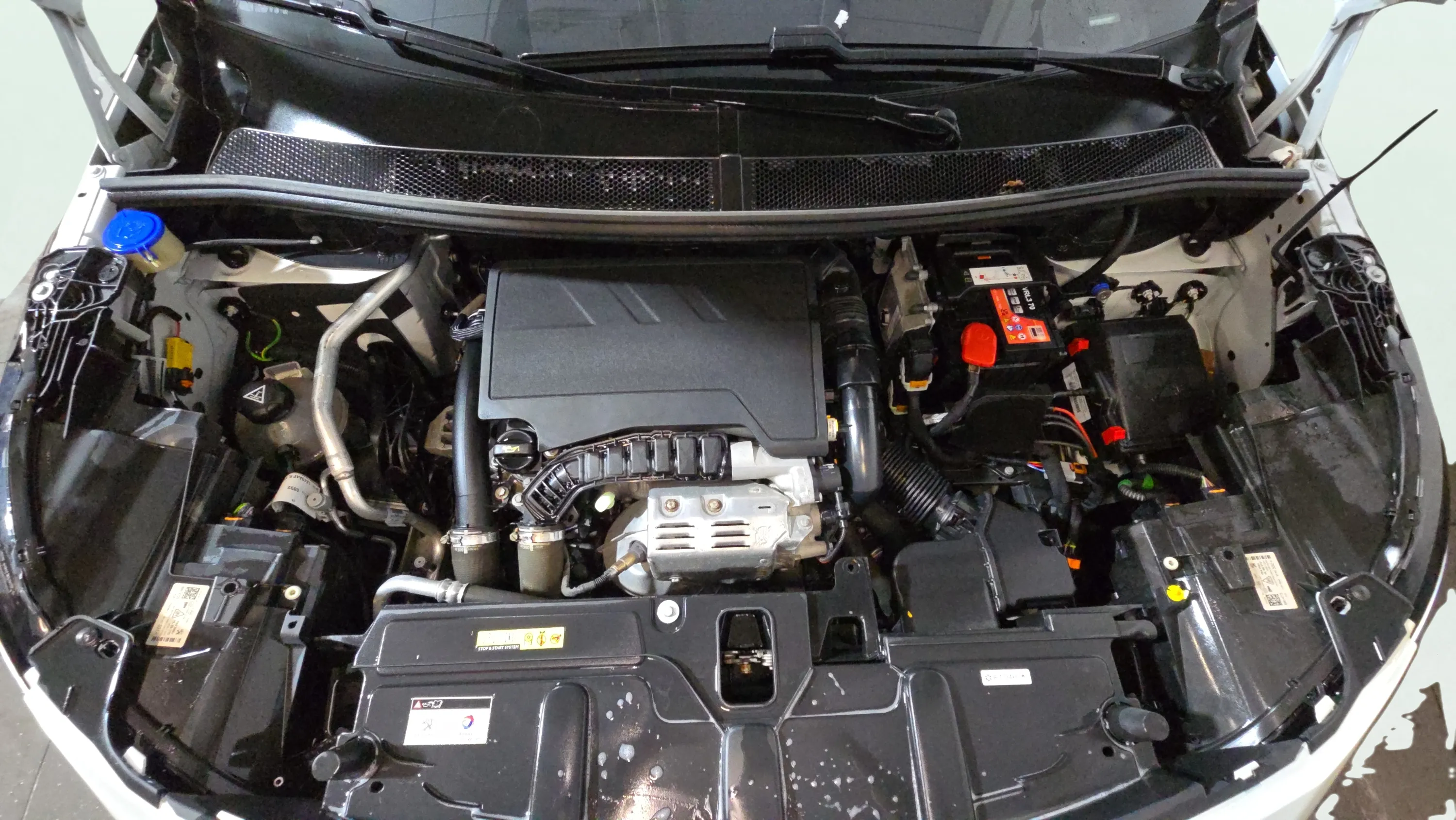 Peugeot 3008 1.2 PureTech Active Pack EAT8 - foto 25