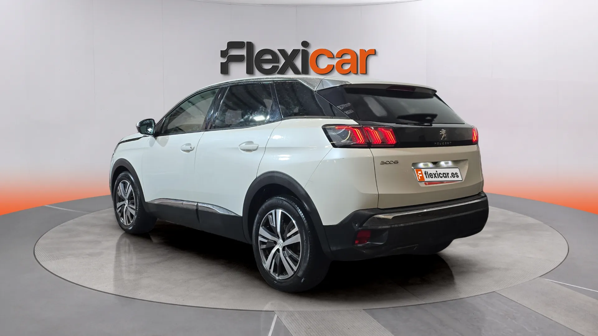 Peugeot 3008 1.2 PureTech Active Pack EAT8 - foto 8