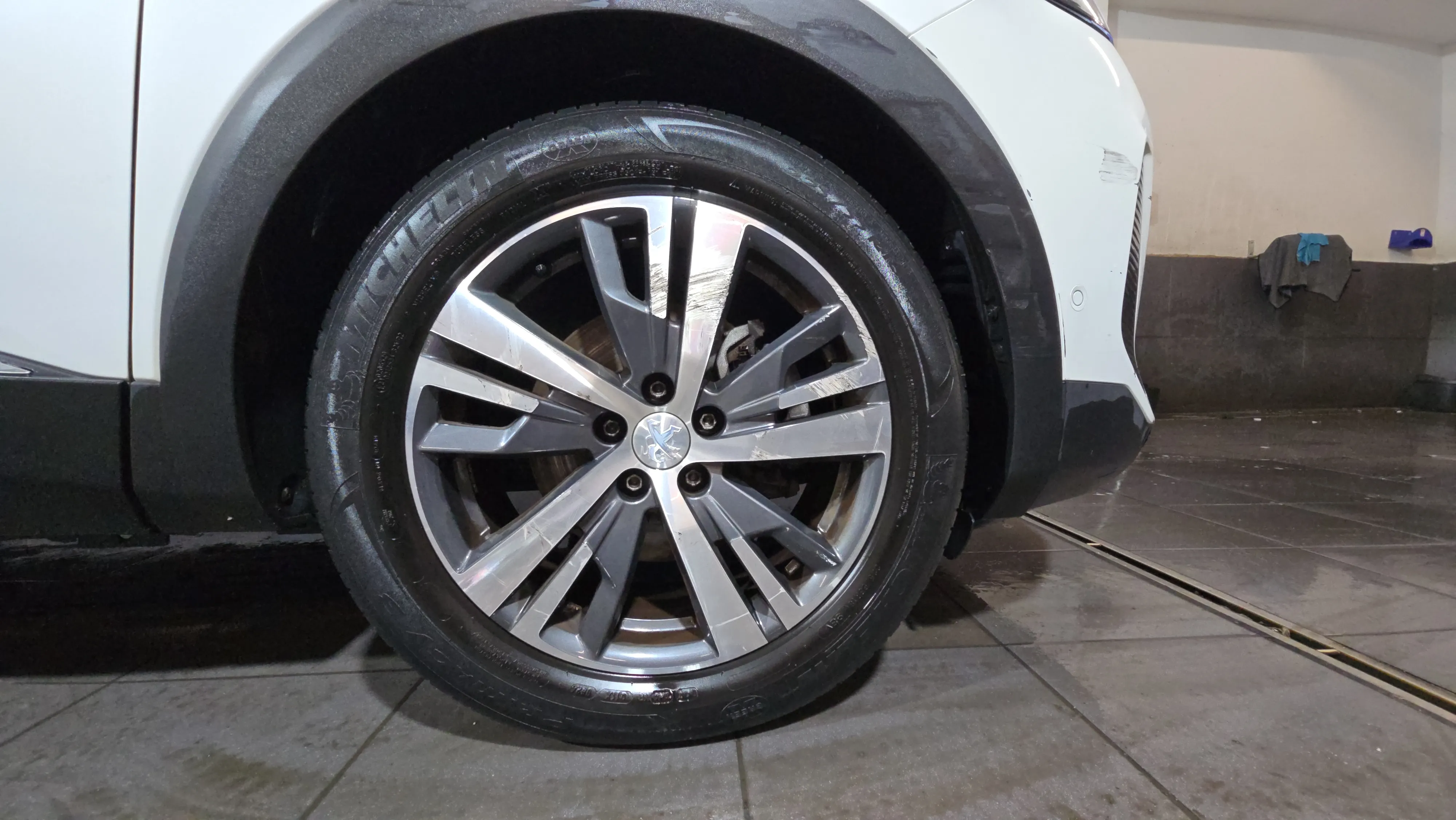 Peugeot 3008 1.2 PureTech Active Pack EAT8 - foto 24