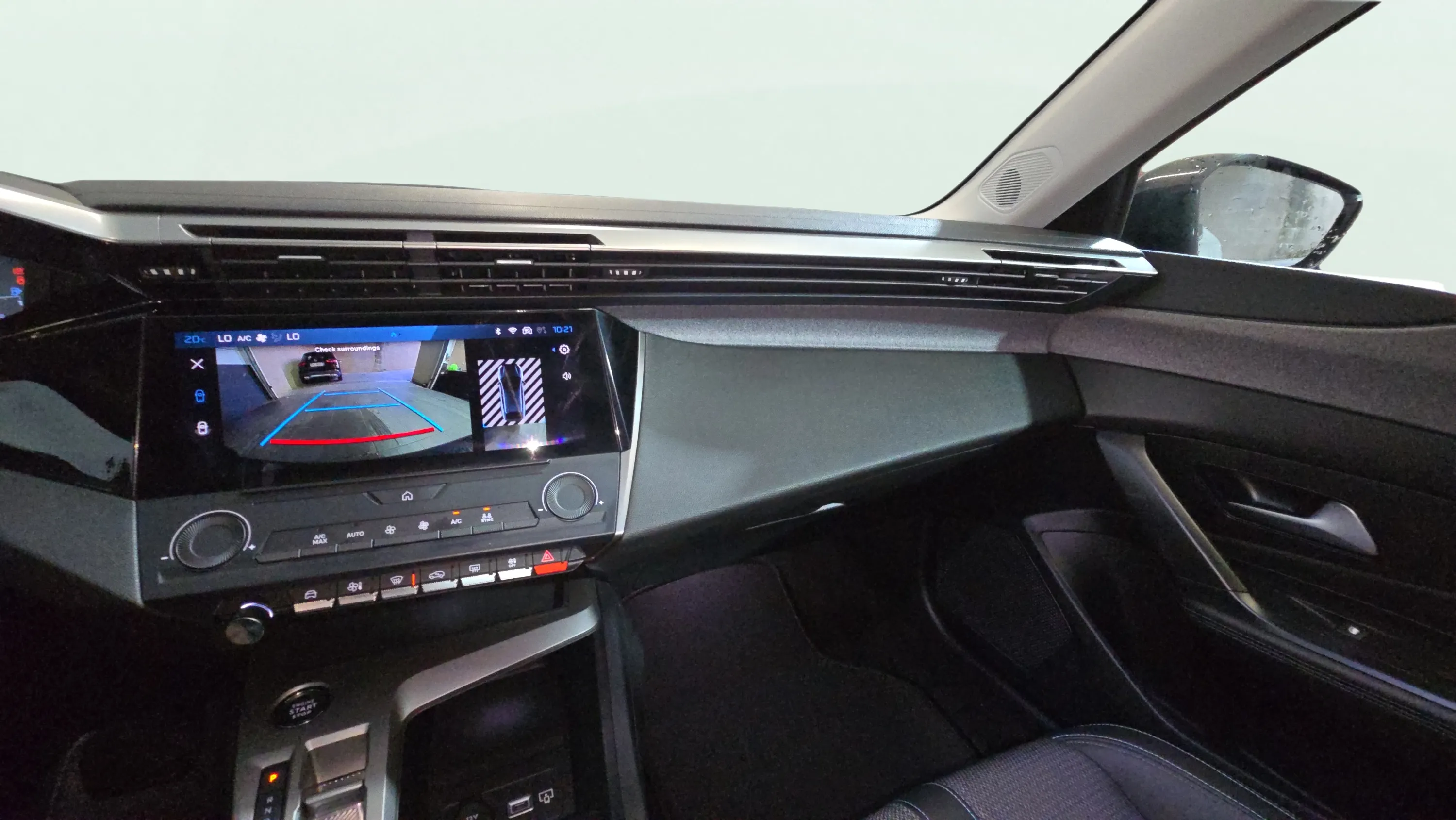 Peugeot 408 Allure Hybrid 145 eDCS6 - foto 18