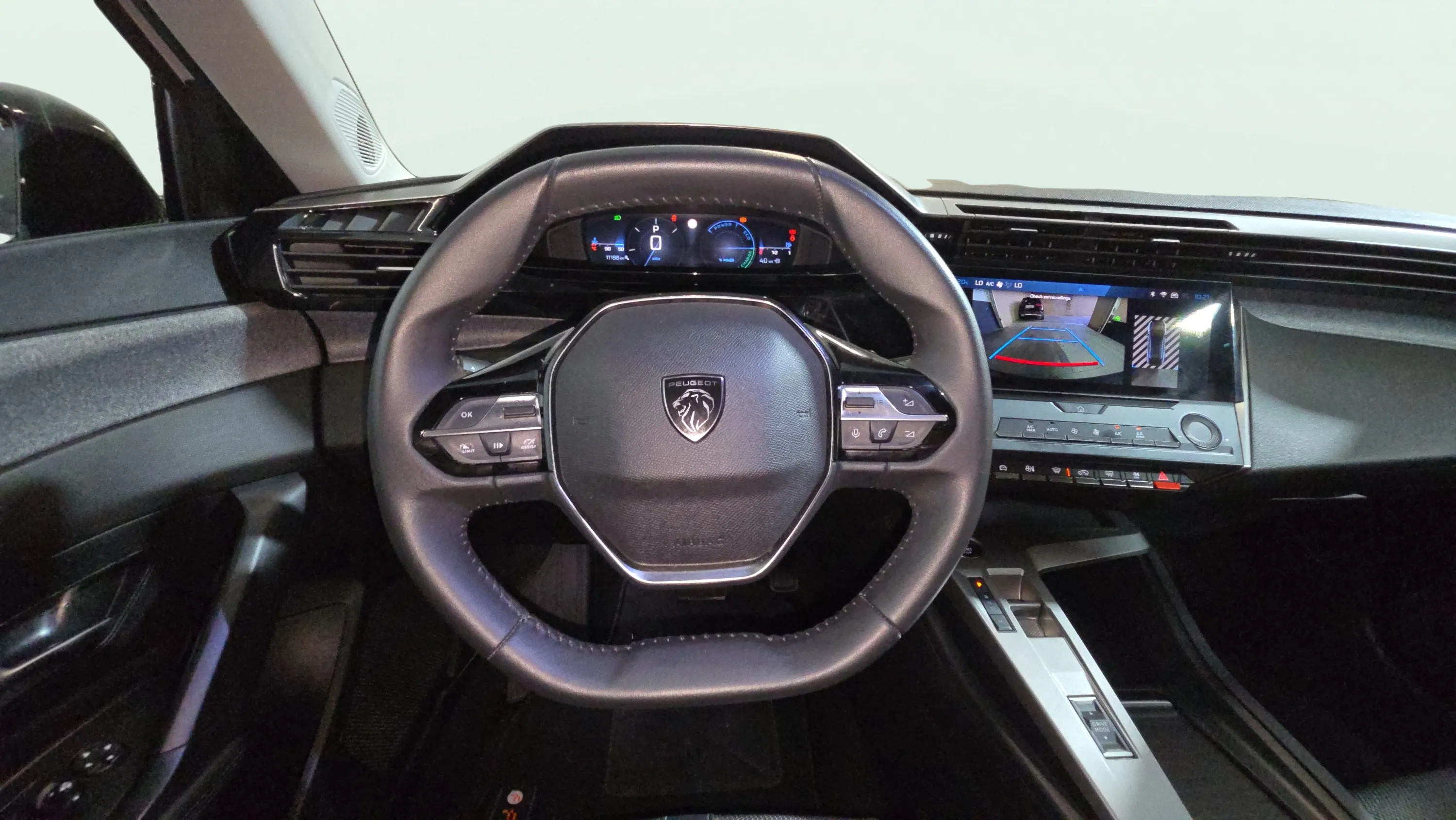 Peugeot 408 Allure Hybrid 145 eDCS6 - foto 11
