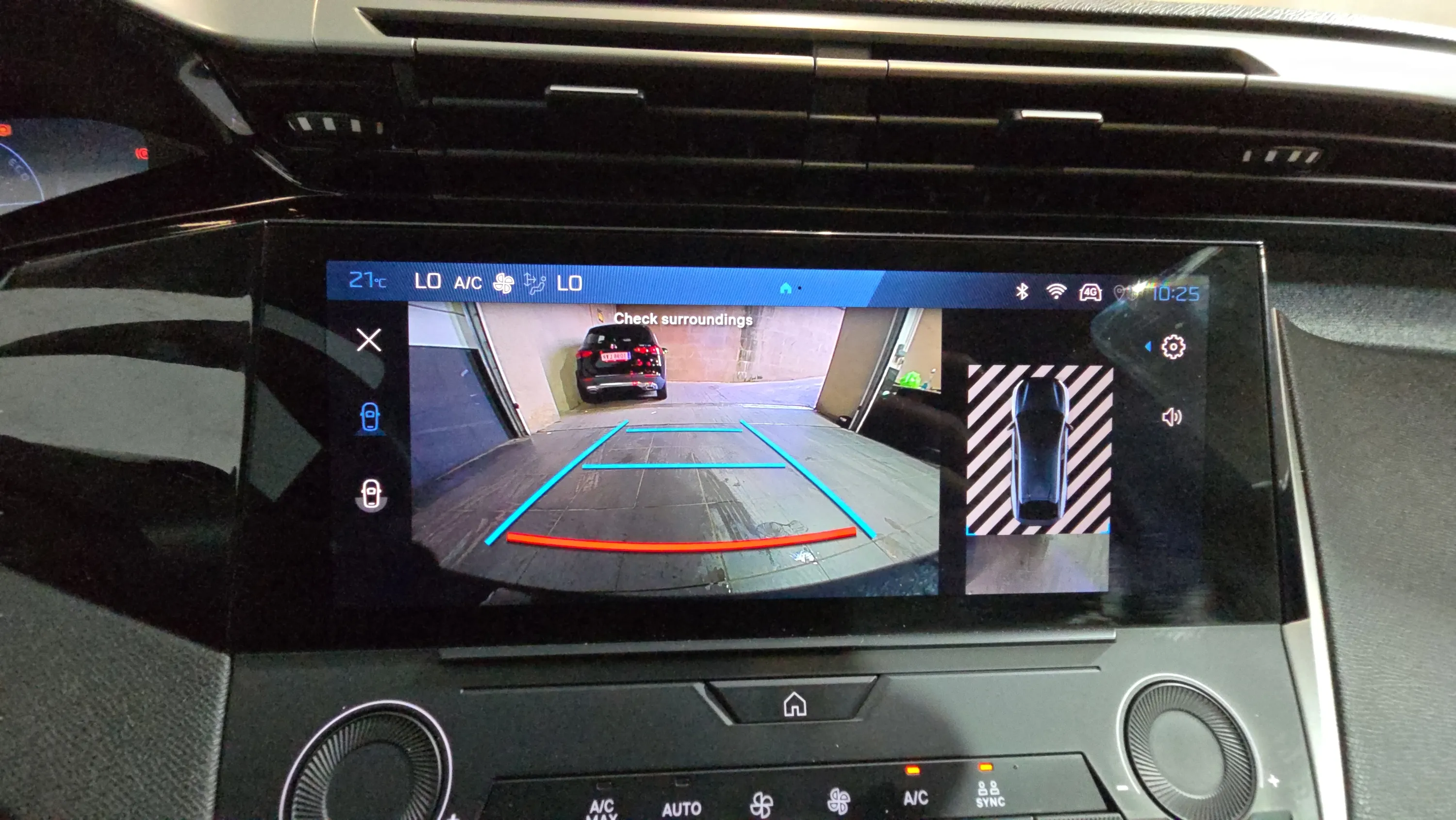 Peugeot 408 Allure Hybrid 145 eDCS6 - foto 13