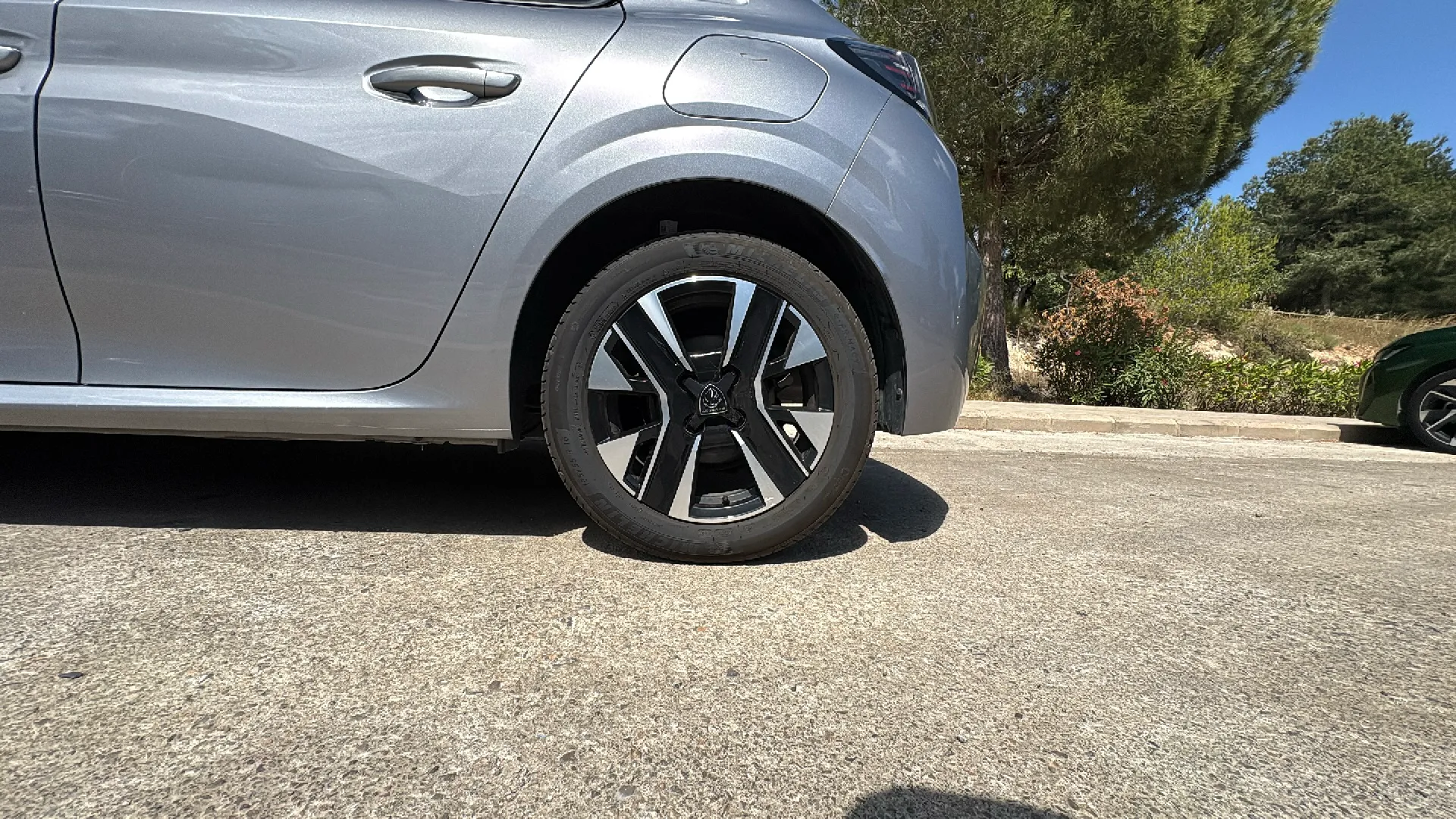 Peugeot 208 Allure Gasolina 100 - foto 6