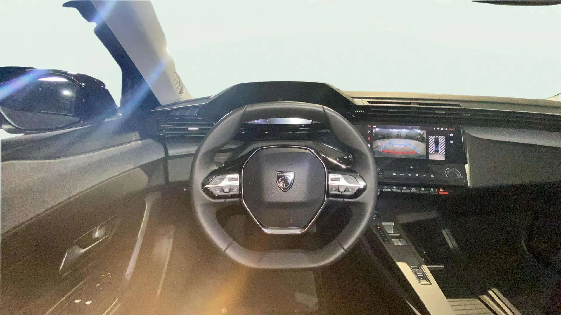 Peugeot 408 Allure Hybrid 136 eDCS6 - foto 13