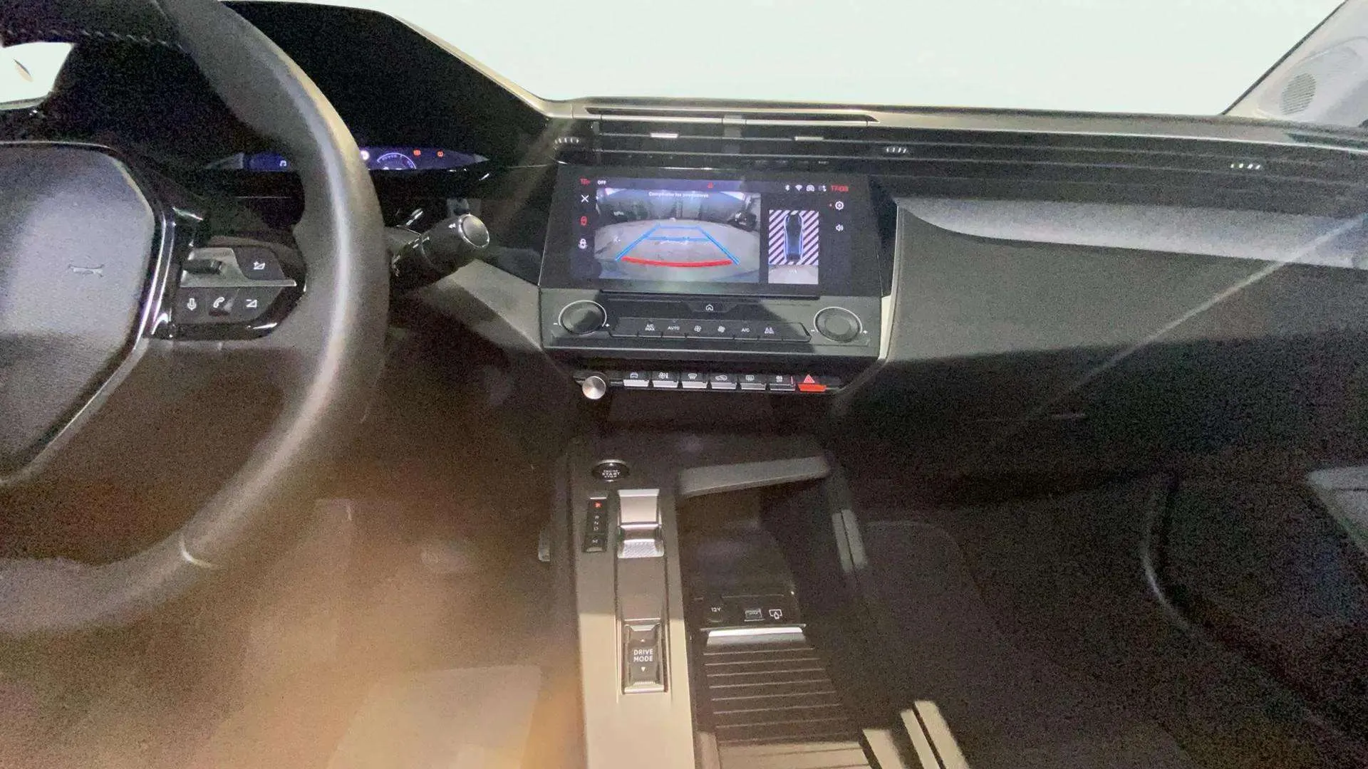 Peugeot 408 Allure Hybrid 136 eDCS6 - foto 12