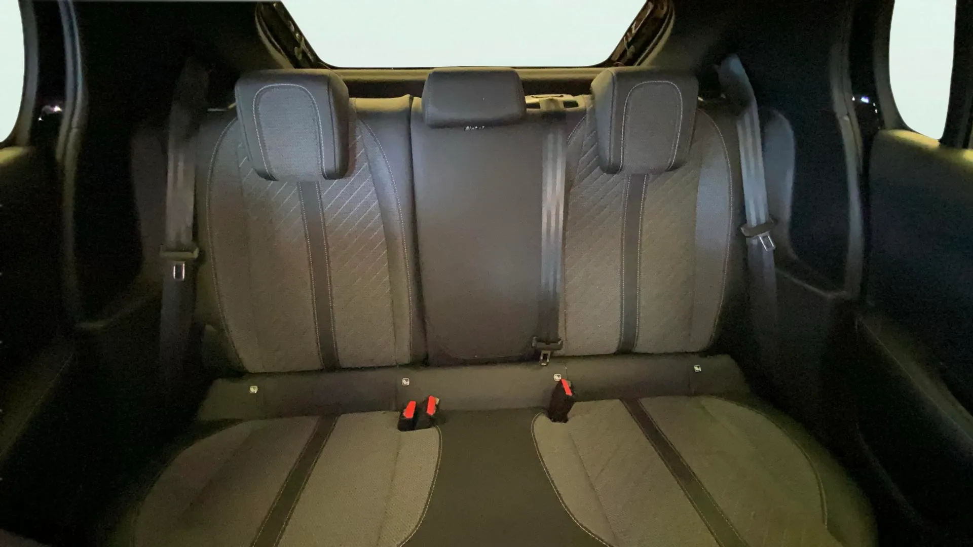 Peugeot 208 Allure Gasolina 100 - foto 14