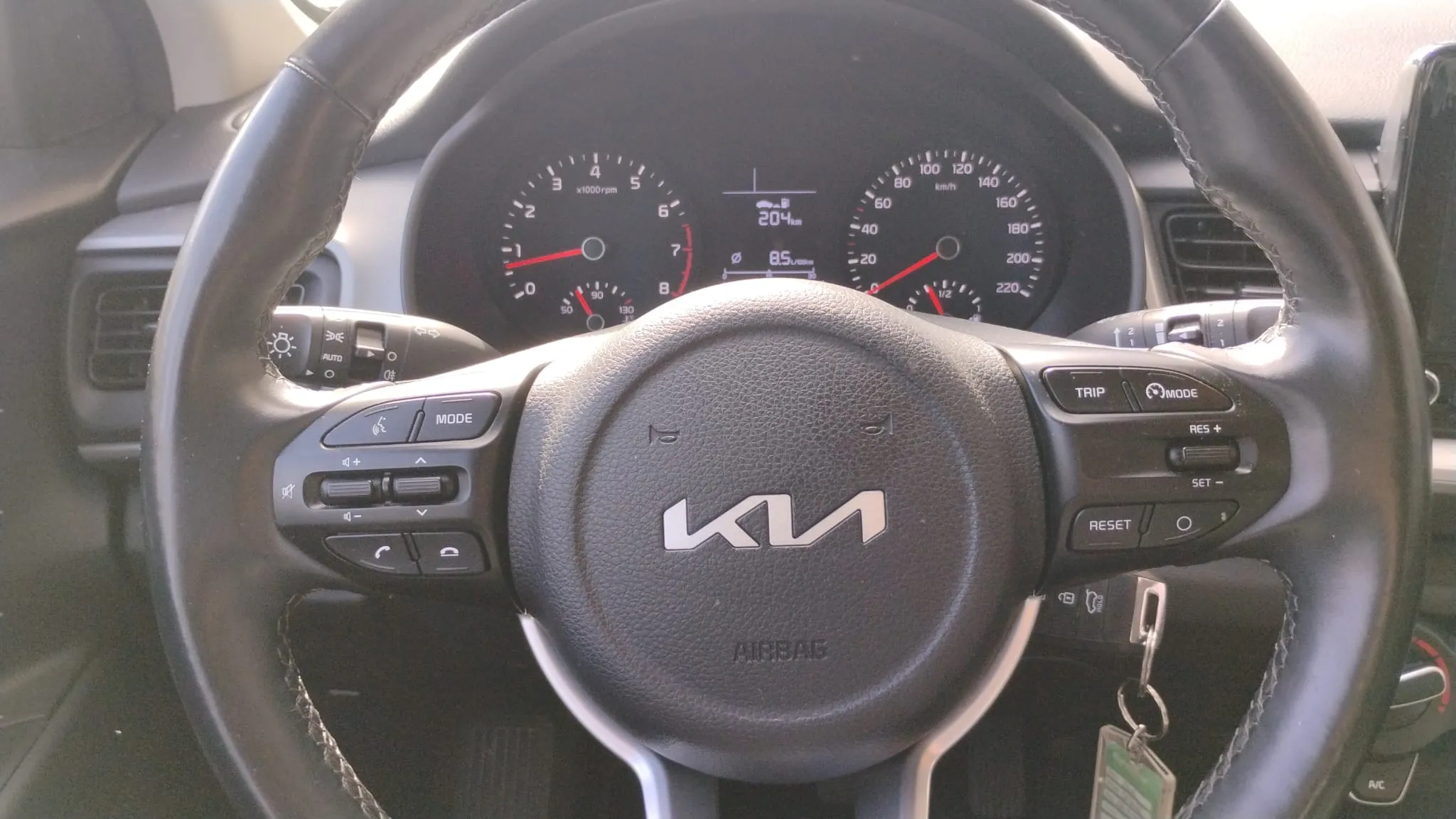 Kia Stonic 1.2 DPi Concept - foto 12