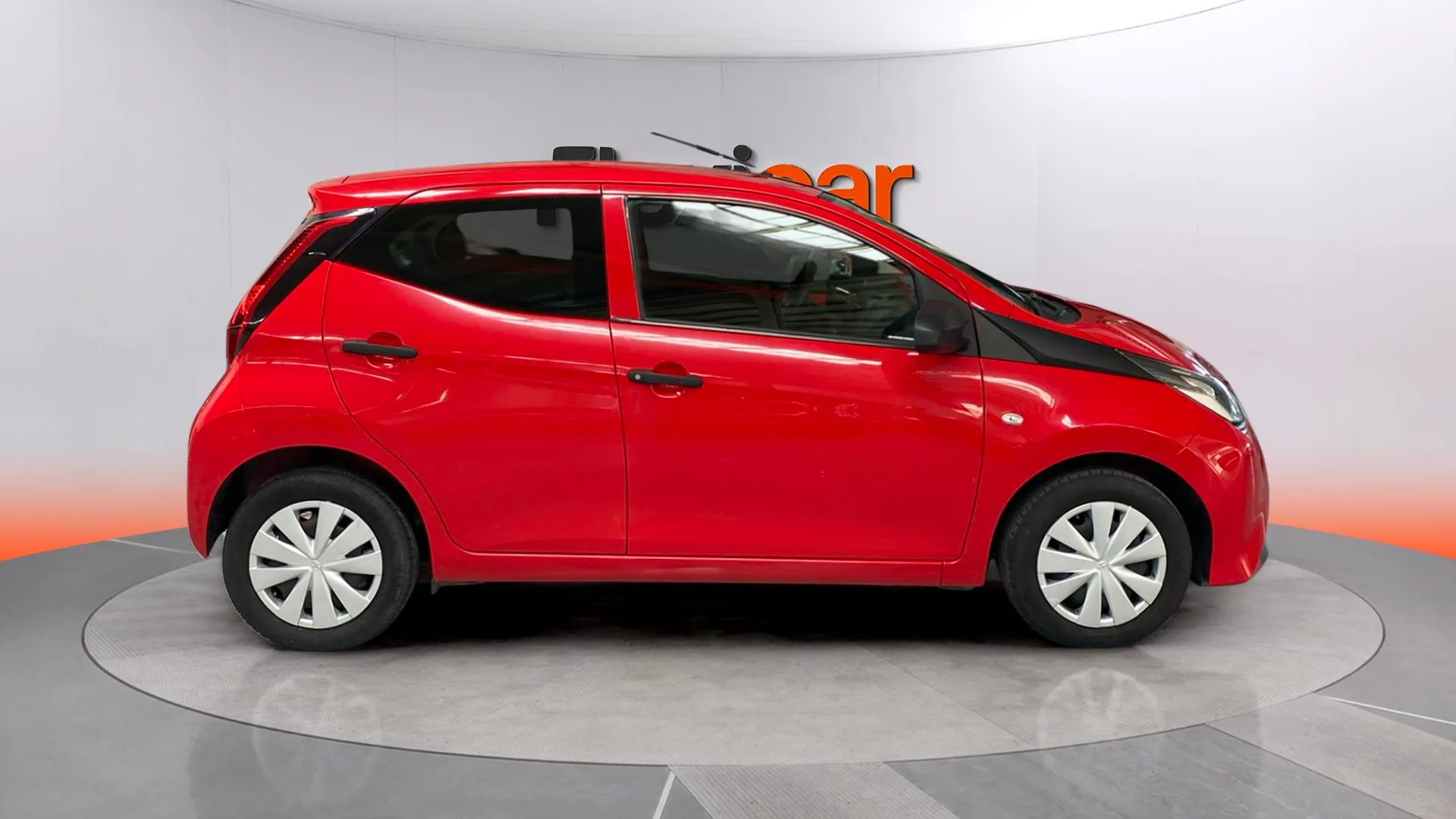 Toyota Aygo 1.0 70 x-play - foto 5