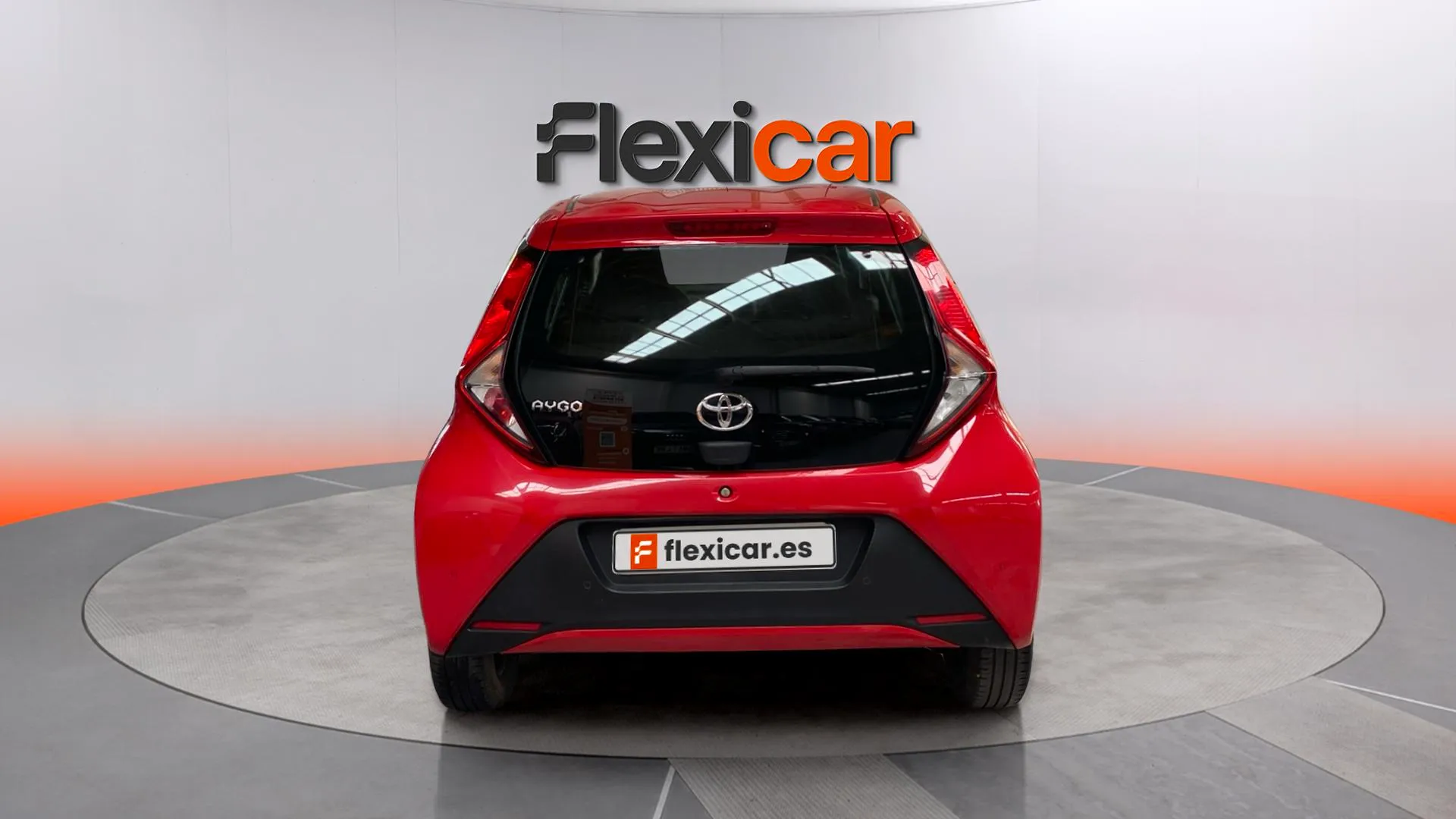 Toyota Aygo 1.0 70 x-play - foto 8