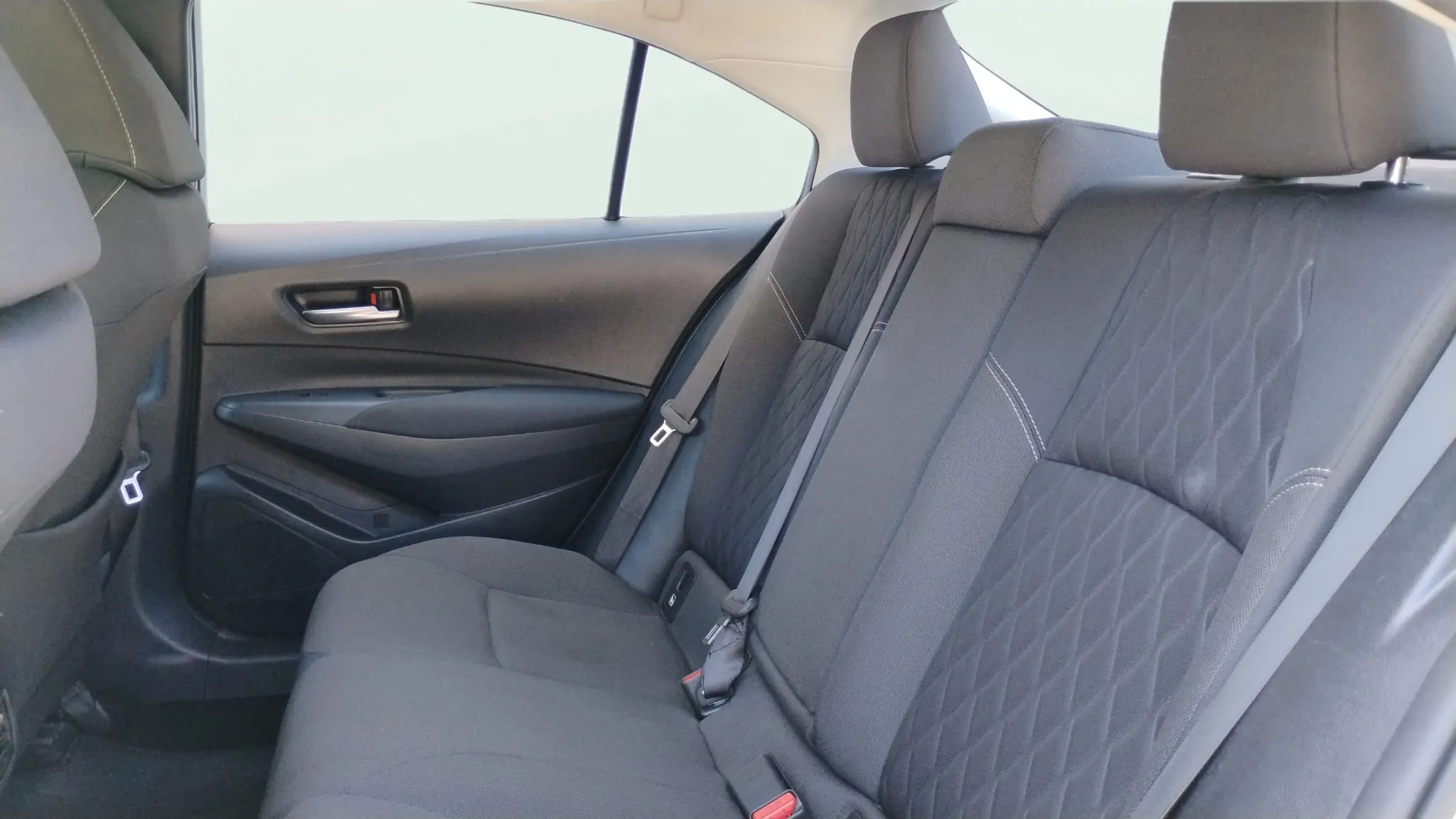 Toyota Corolla 1.5 125 Active Tech - foto 18