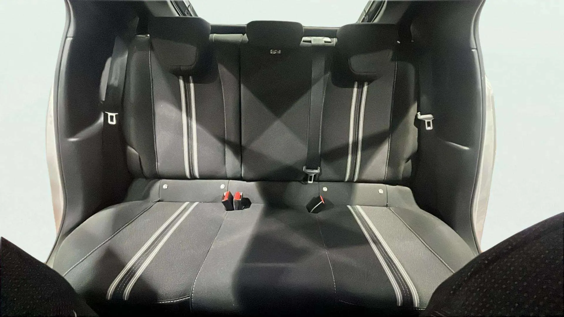 Opel Corsa 1.2T XHL GS - foto 13