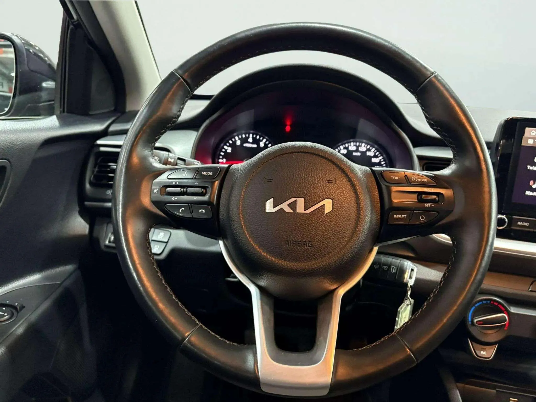 Kia Stonic 1.2 DPi Concept - foto 13