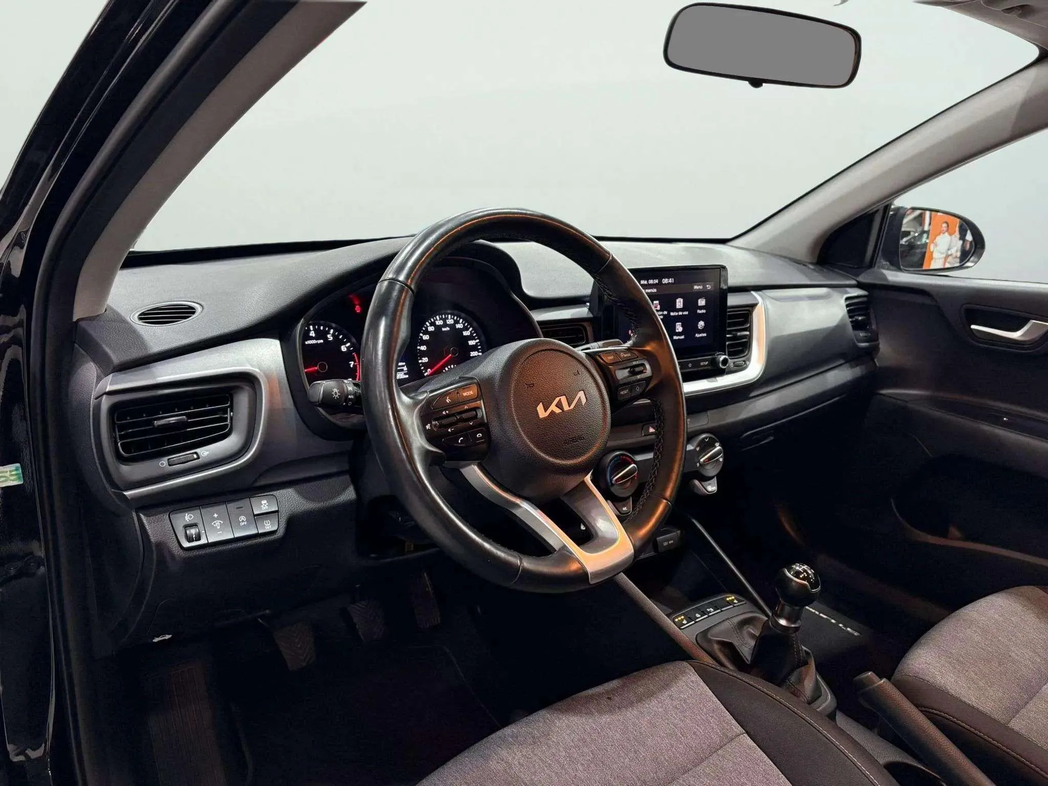 Kia Stonic 1.2 DPi Concept - foto 10