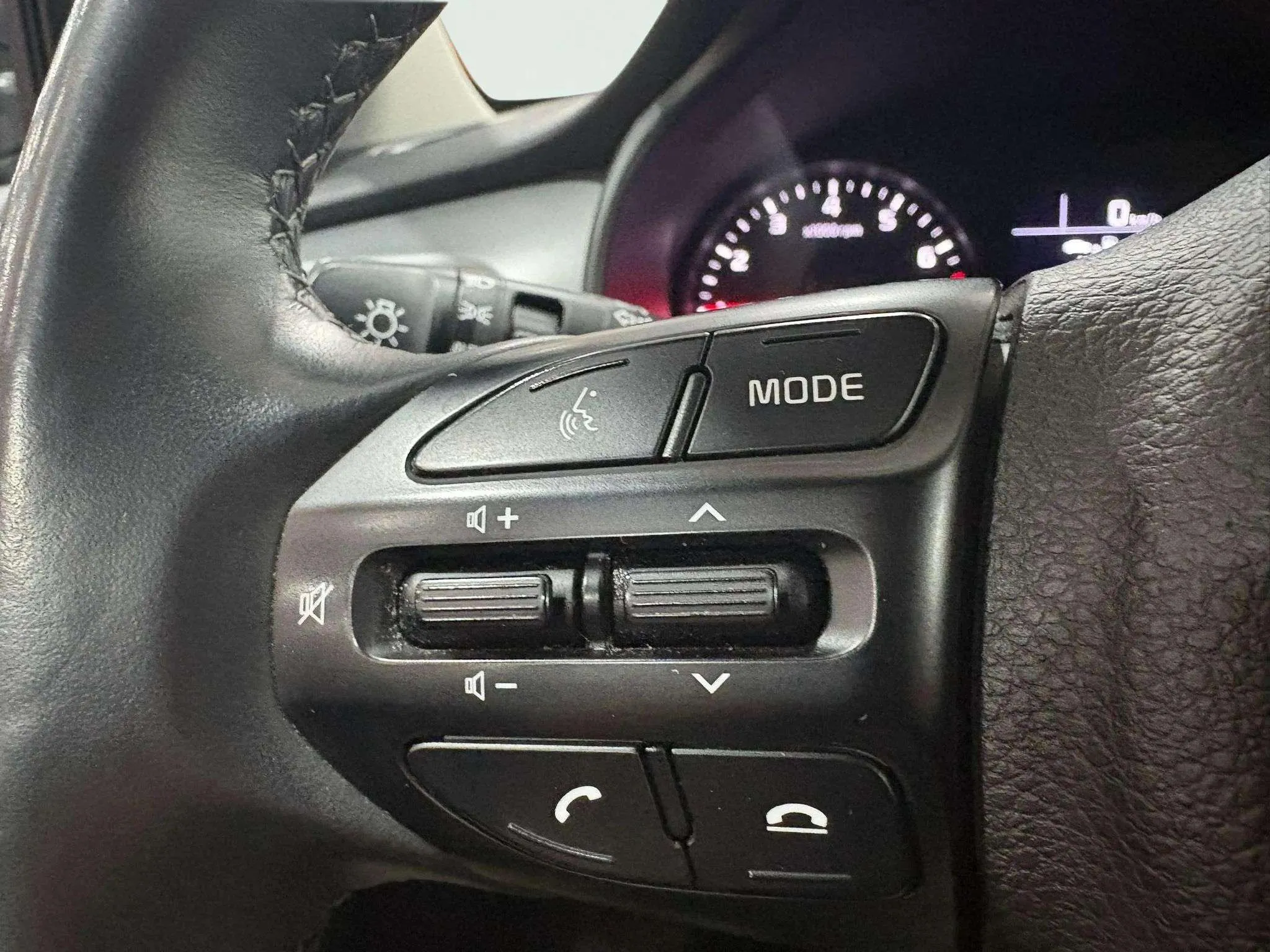 Kia Stonic 1.2 DPi Concept - foto 15
