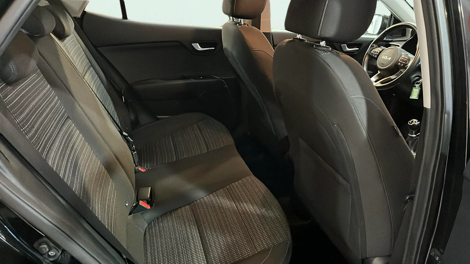 Kia Stonic 1.2 DPi Concept - foto 16