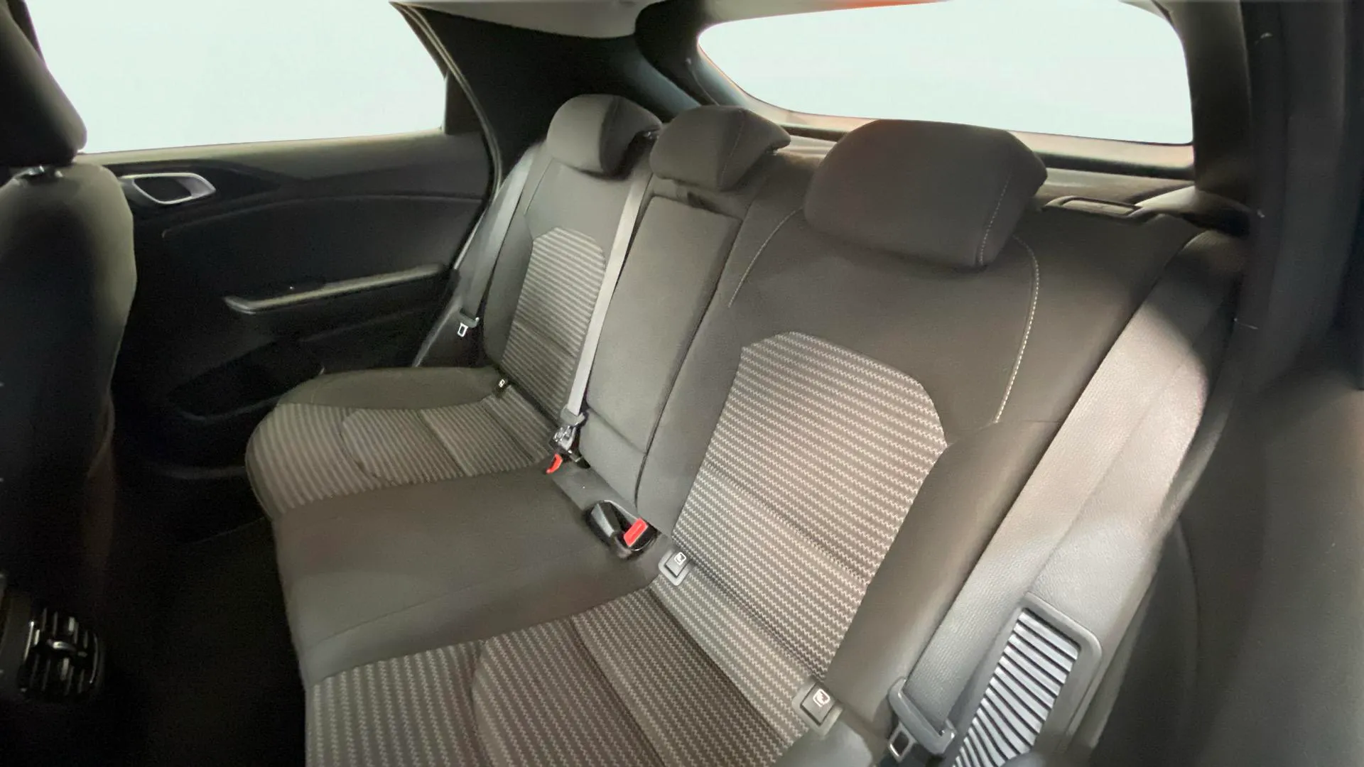 Kia XCeed 1.6 GDi PHEV eDrive - foto 14