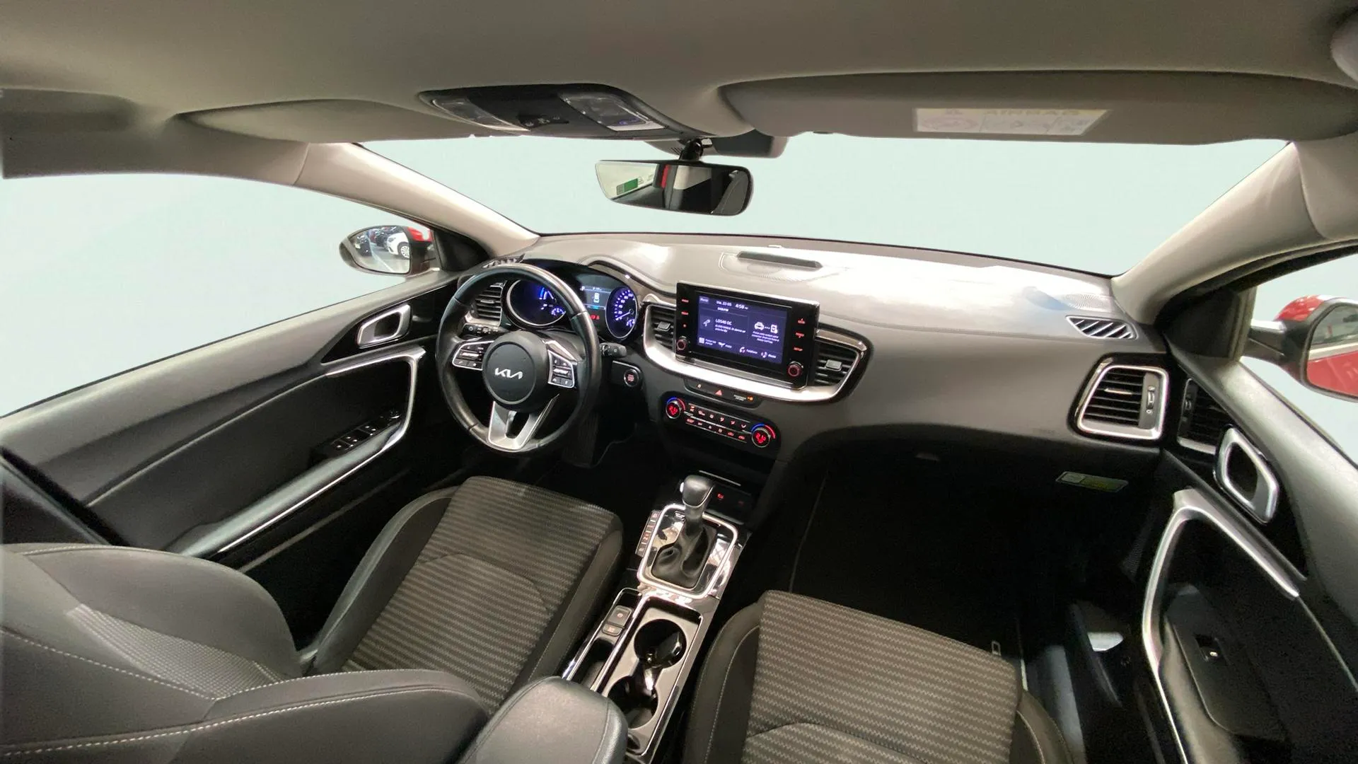 Kia XCeed 1.6 GDi PHEV eDrive - foto 10