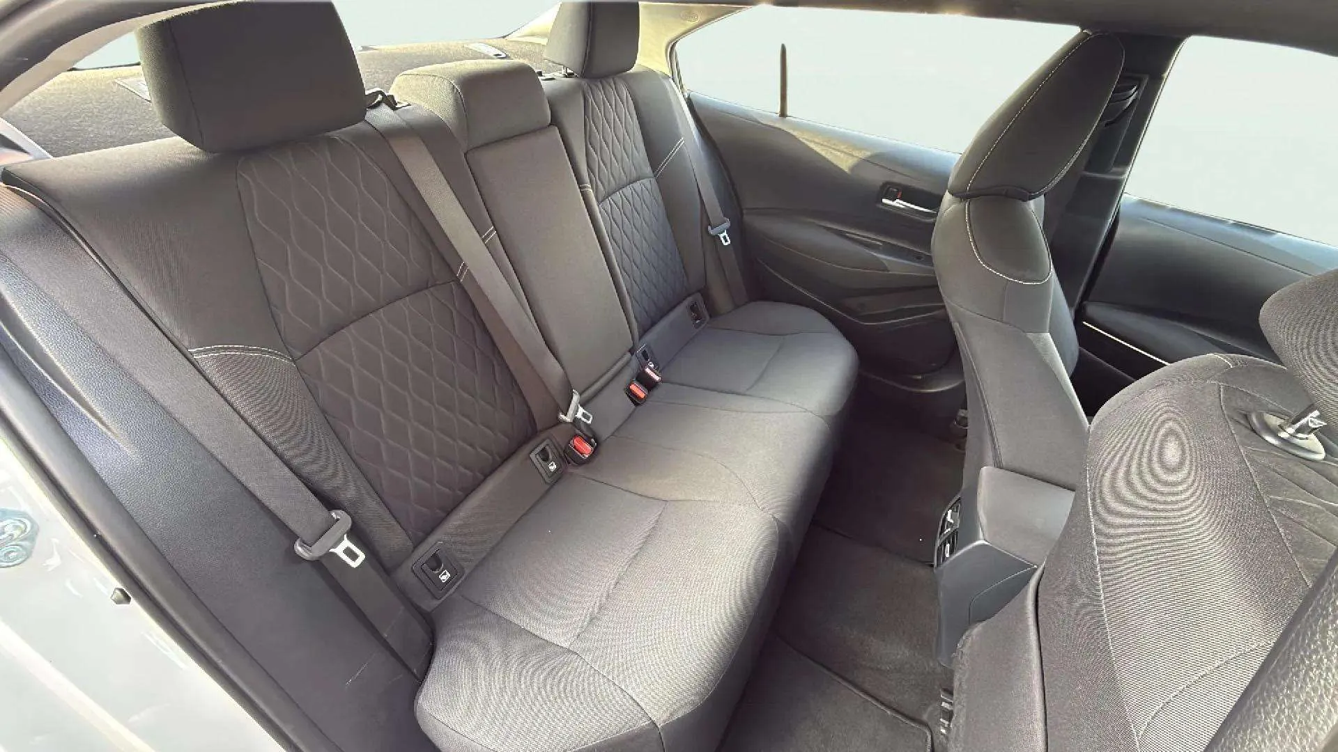 Toyota Corolla 140H Active Plus - foto 10