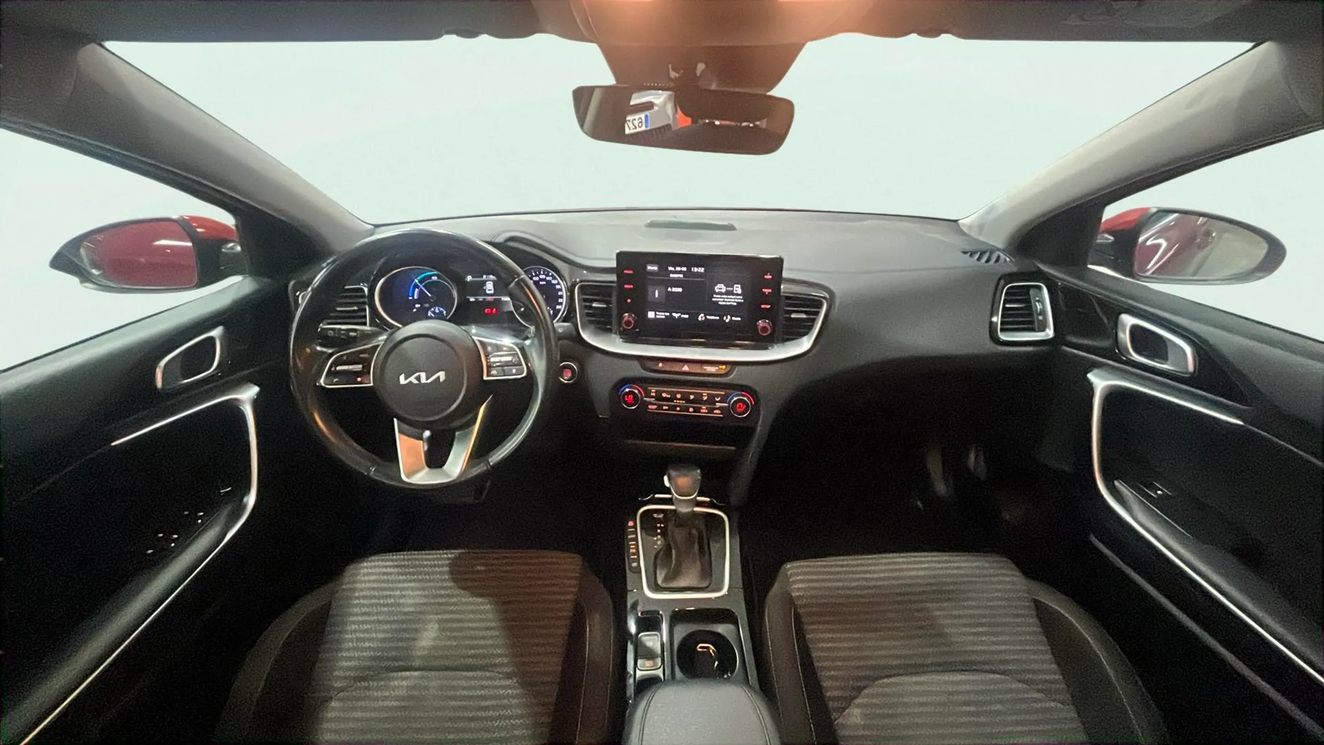 Kia XCeed 1.6 GDi PHEV eMotion - foto 23